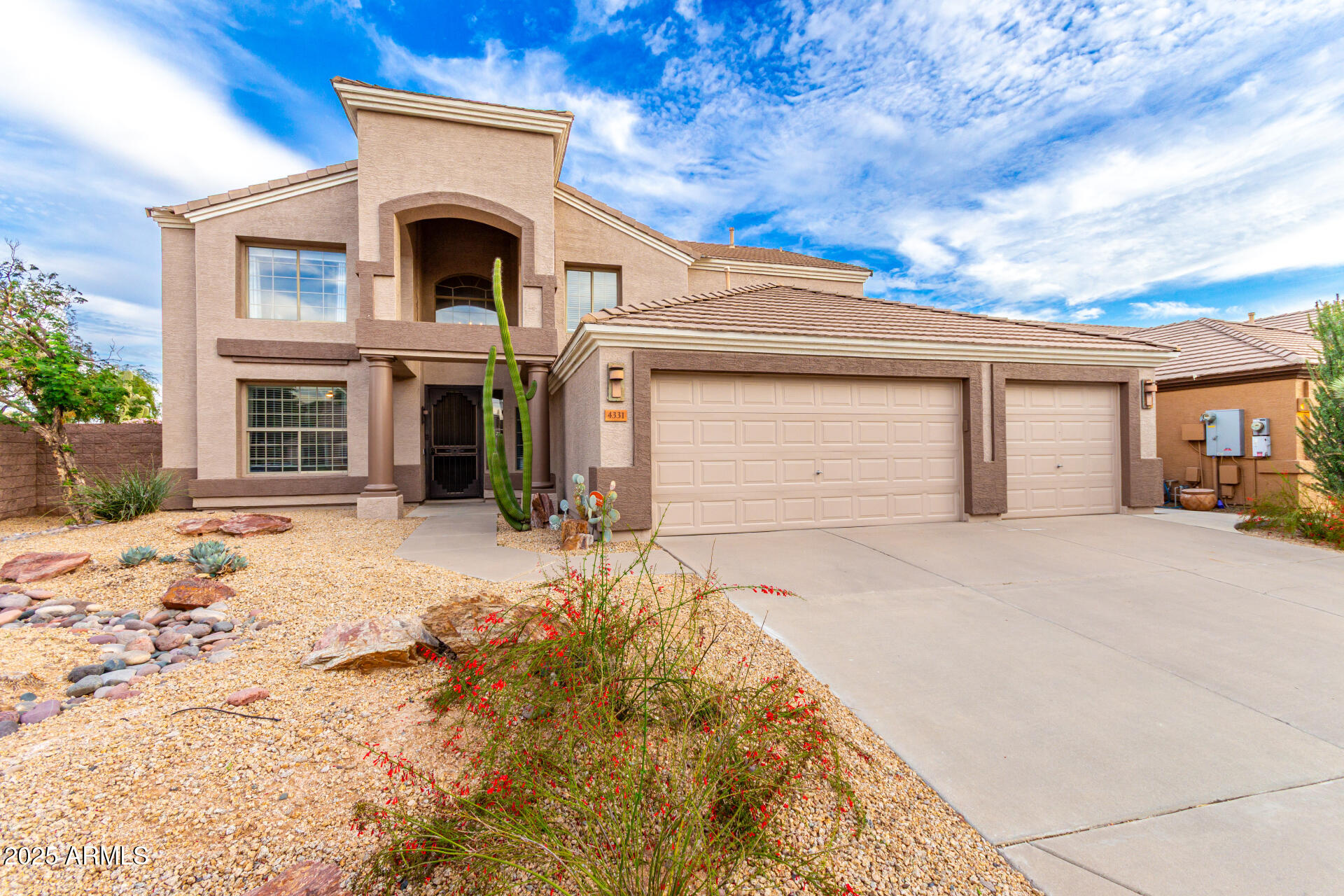 4331 E Prickly Pear Trail — photo