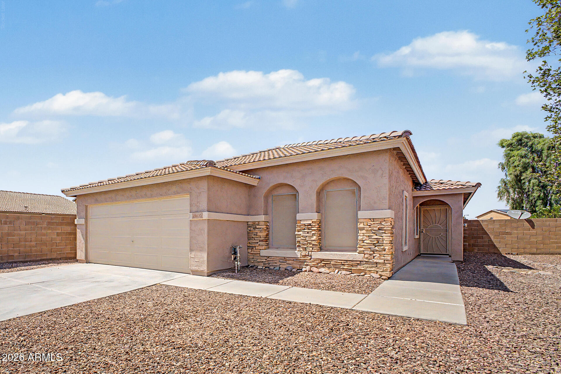 25670 W Satellite Lane — photo