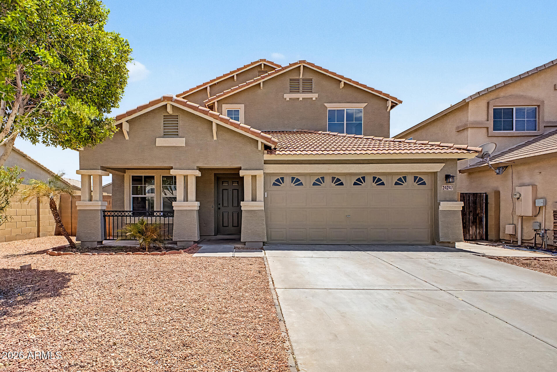 24247 W Tonto Street — photo