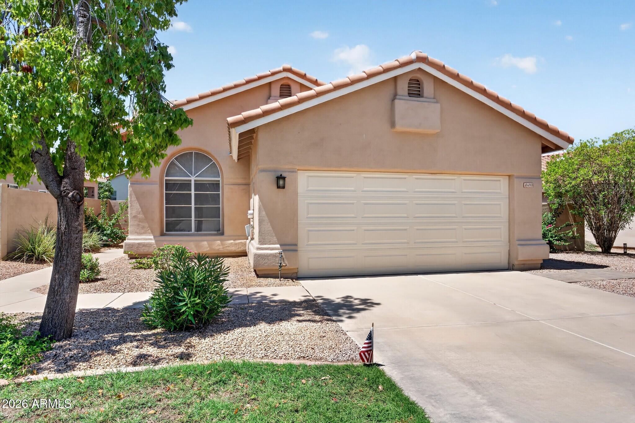 6703 E Sugarloaf Street — photo