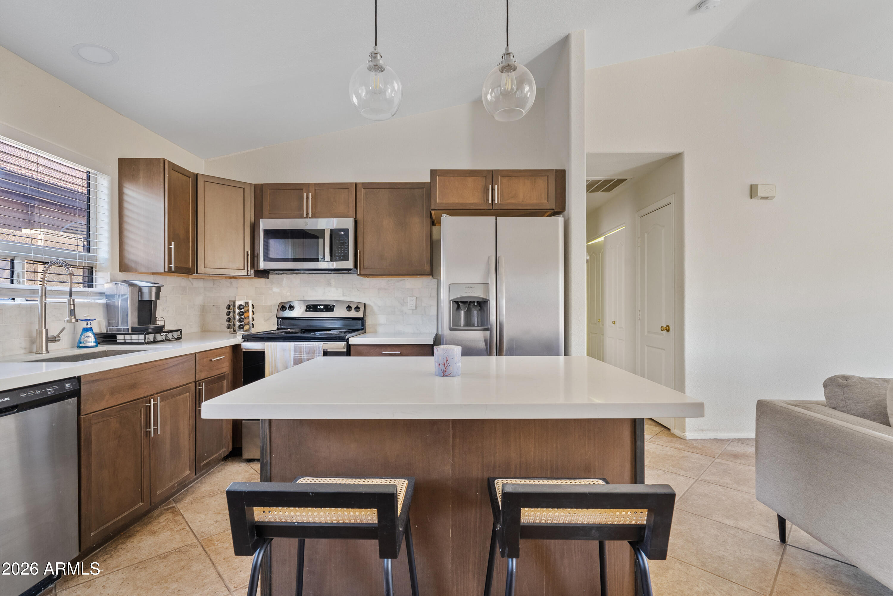 10901 W Lewis Avenue — photo