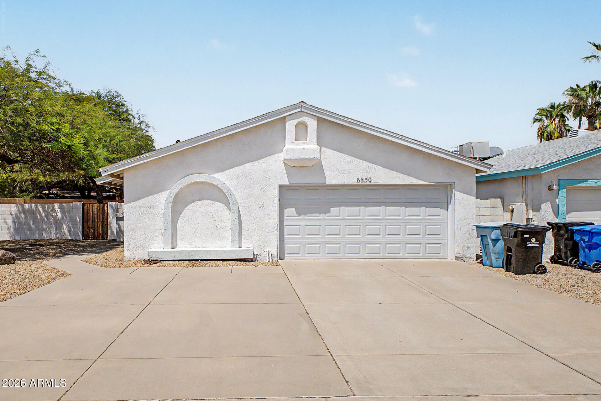 6850 E Kathleen Road — photo