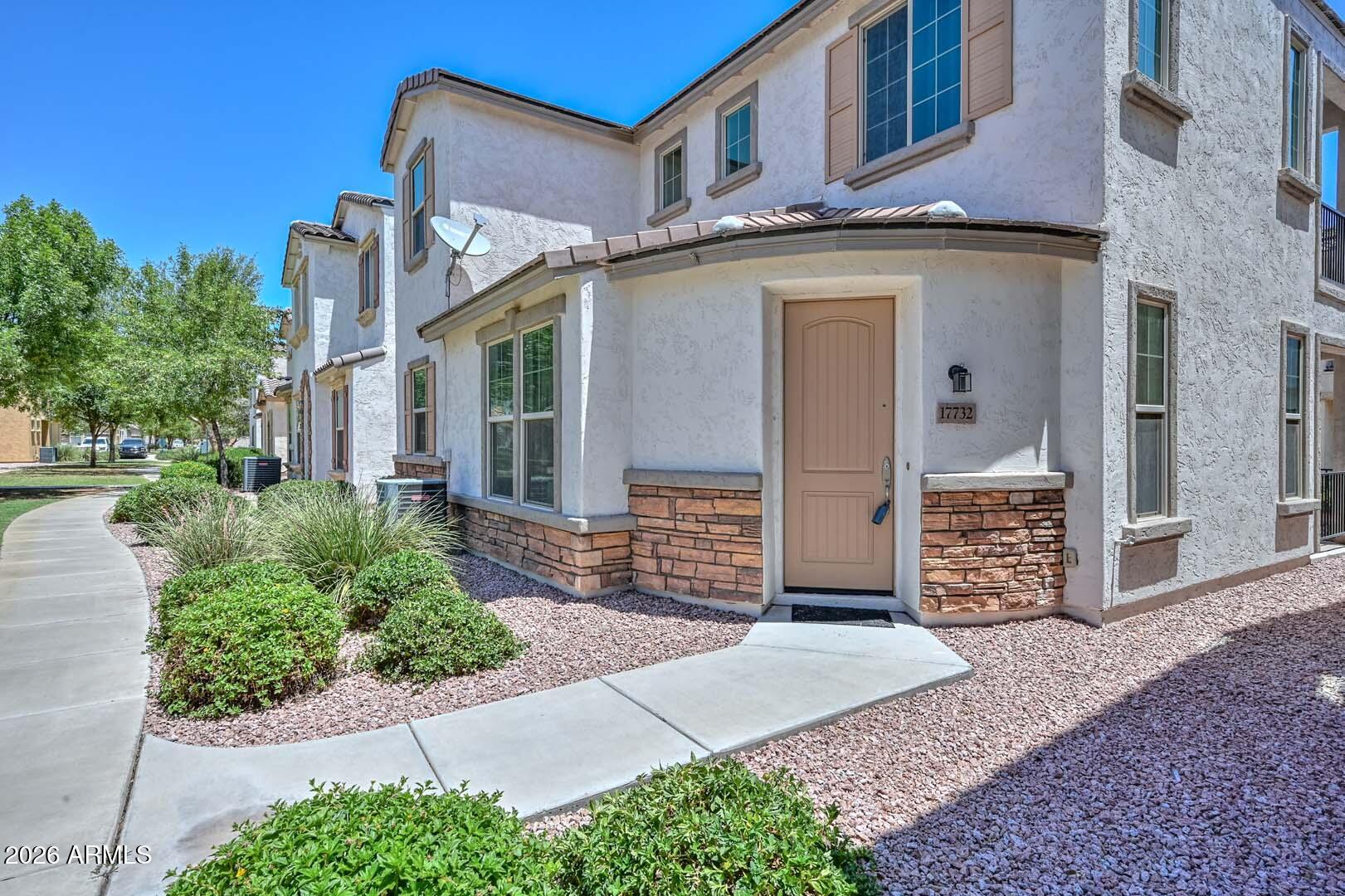 17732 W Mandalay Lane — photo