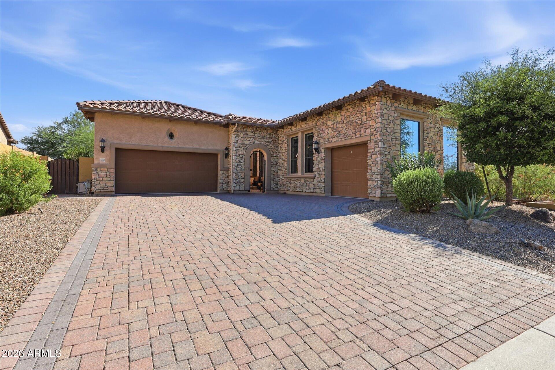 8437 E Lockwood Street — photo