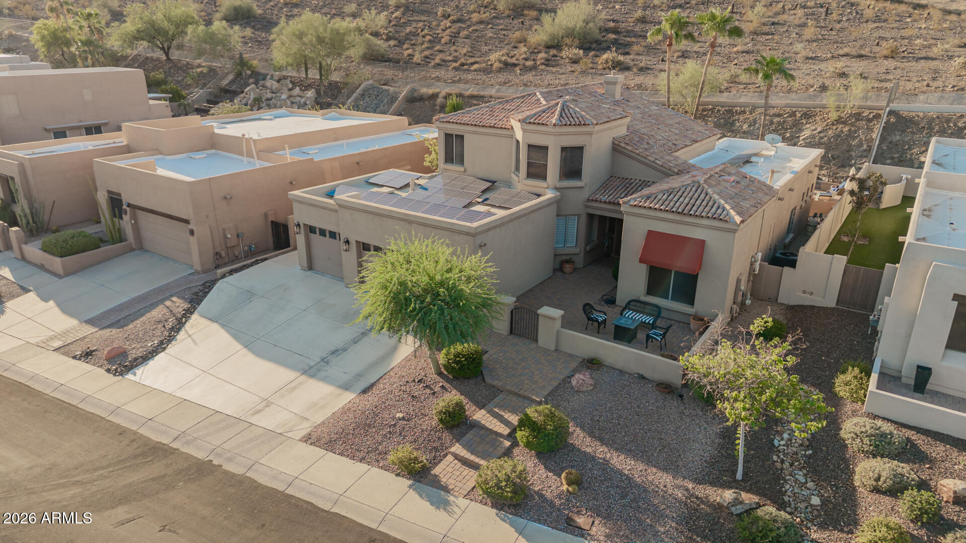 6022 W Robin Lane — photo