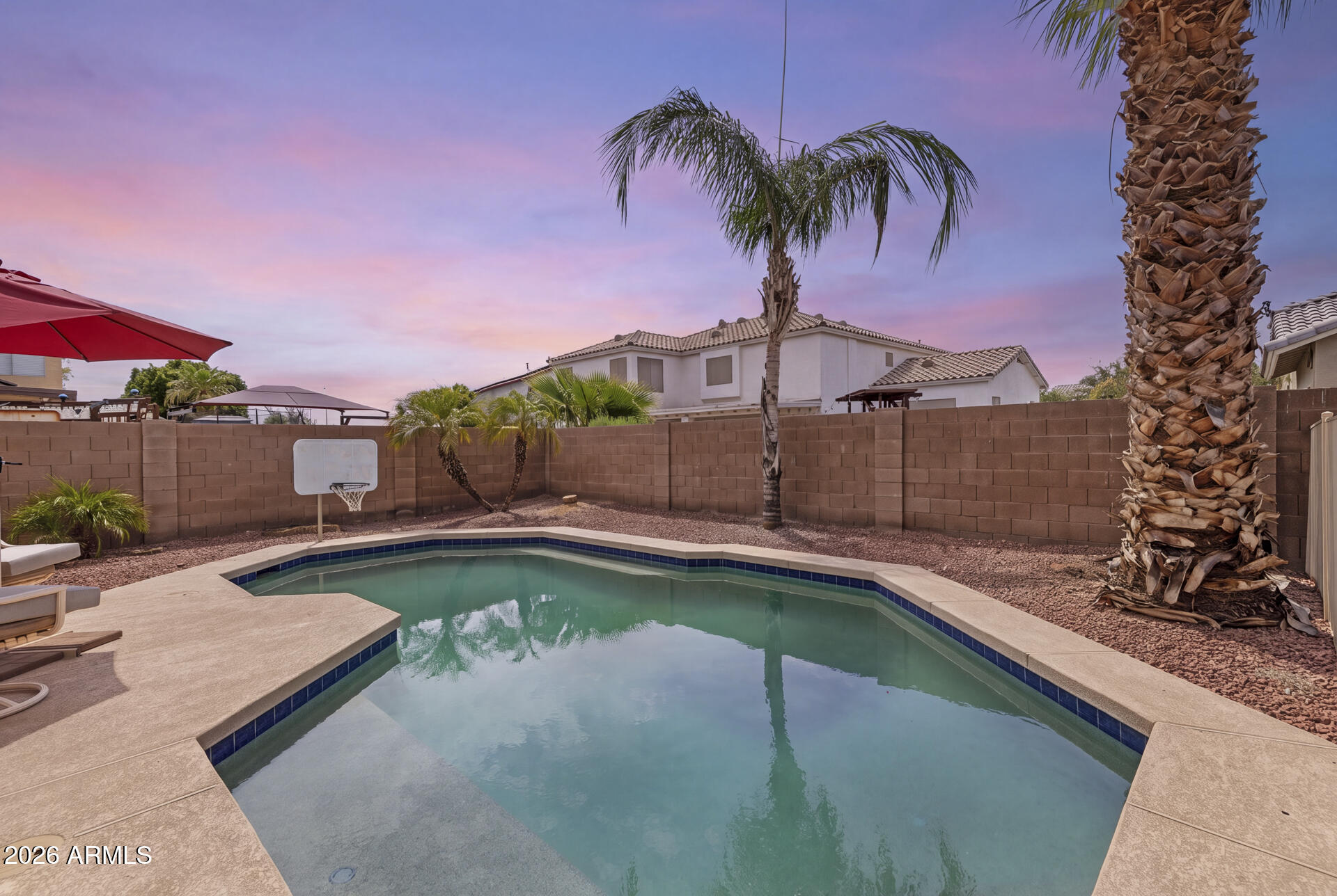 16385 W McKinley Street — photo