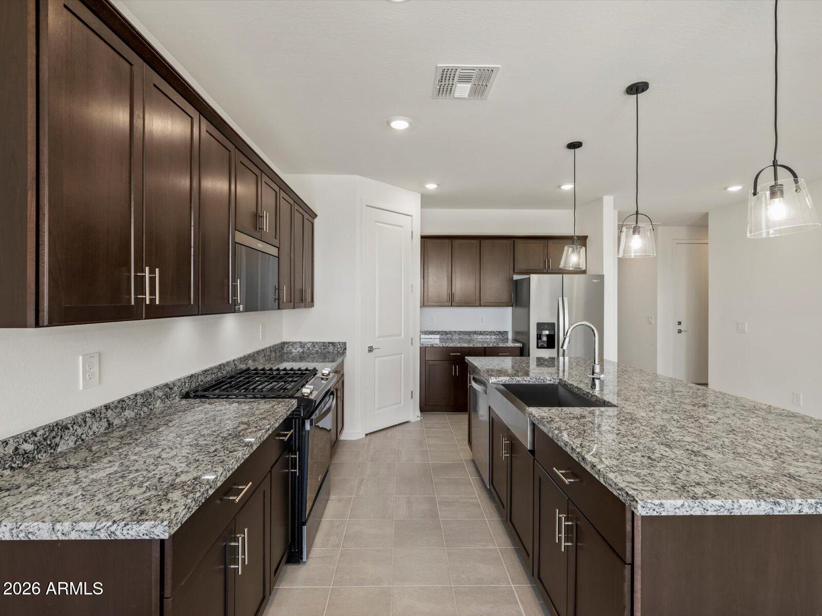 17761 W Illini Street — photo