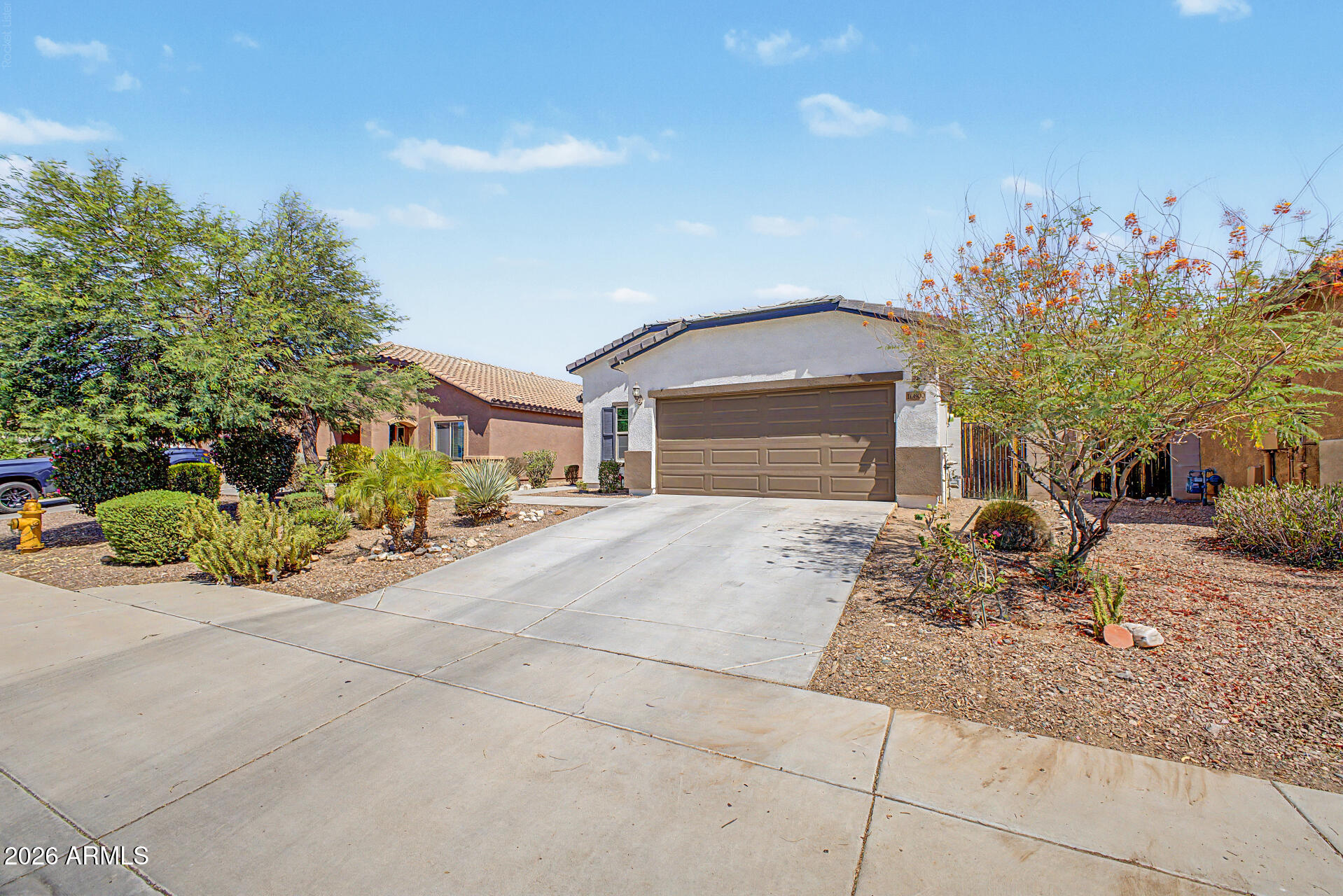 10800 W Cottontail Lane — photo