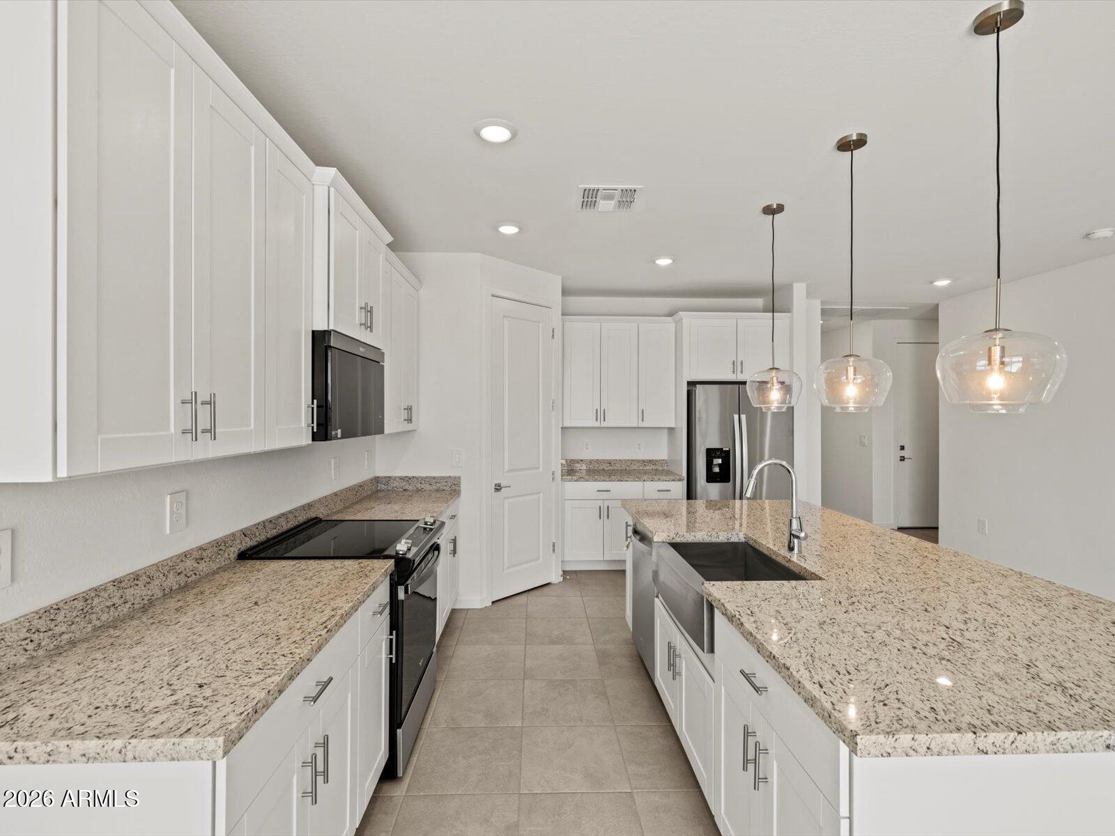 24445 W Gwen Street — photo