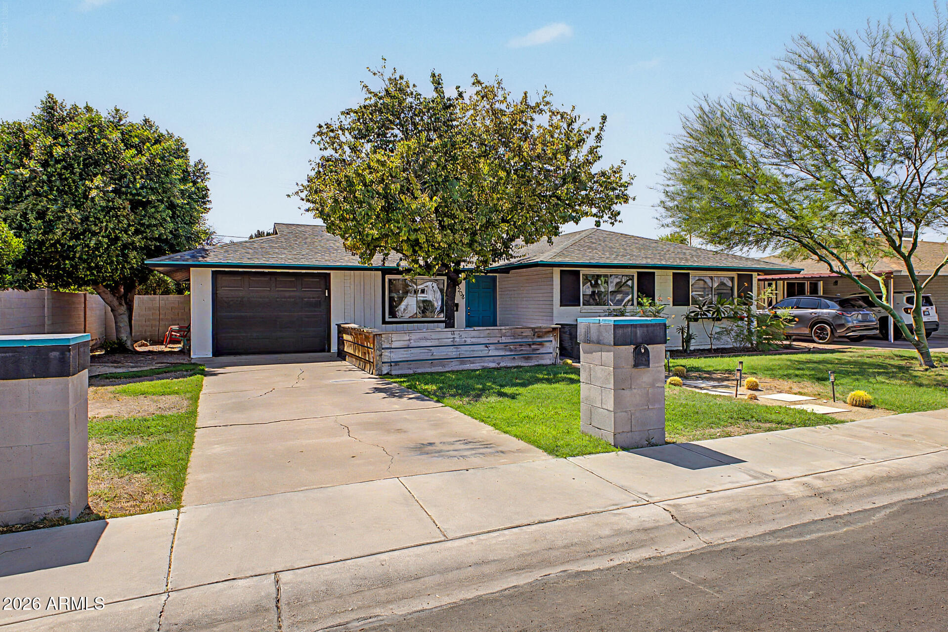 5208 N 11th Avenue — photo