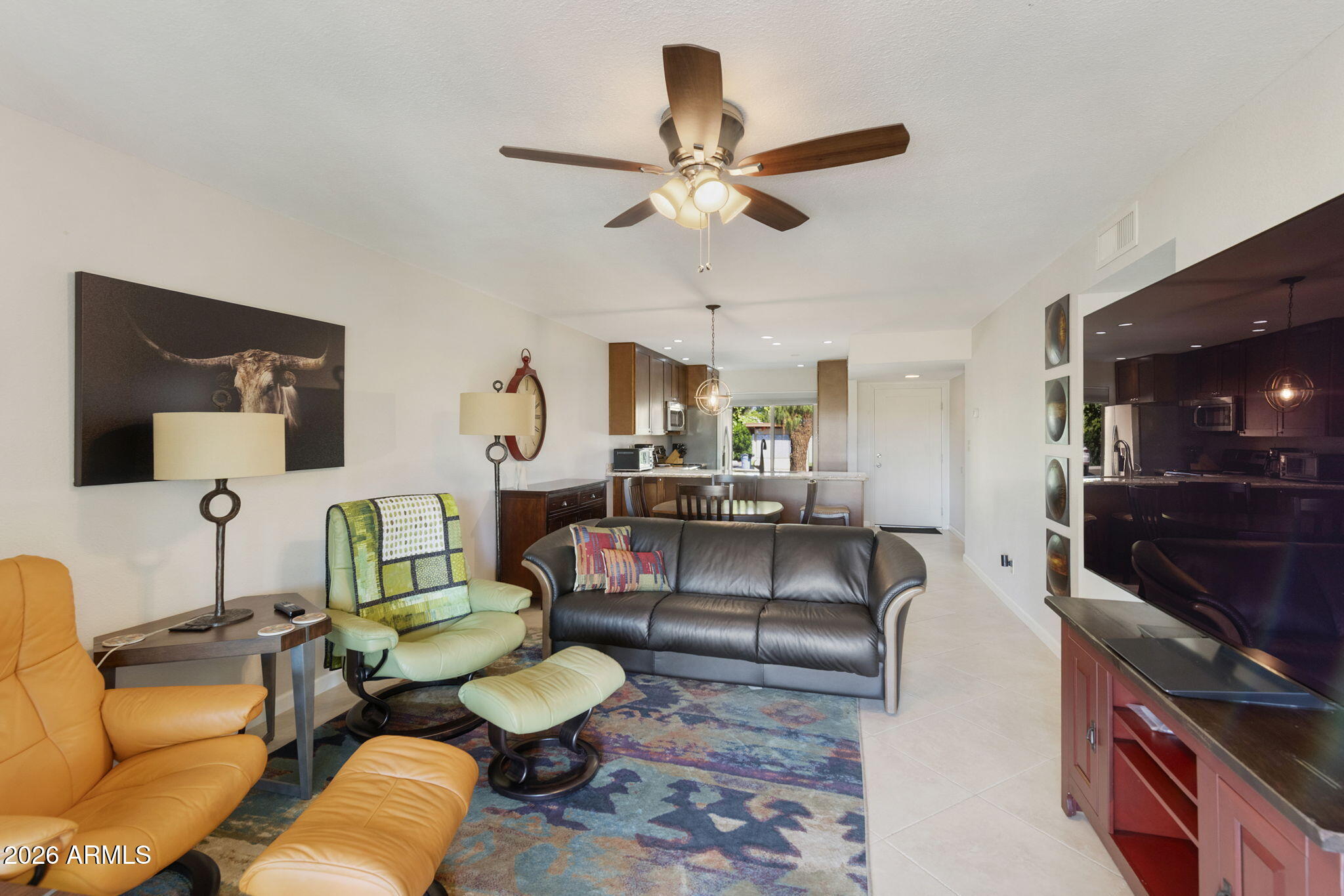 607 S Desert Flower Drive — photo