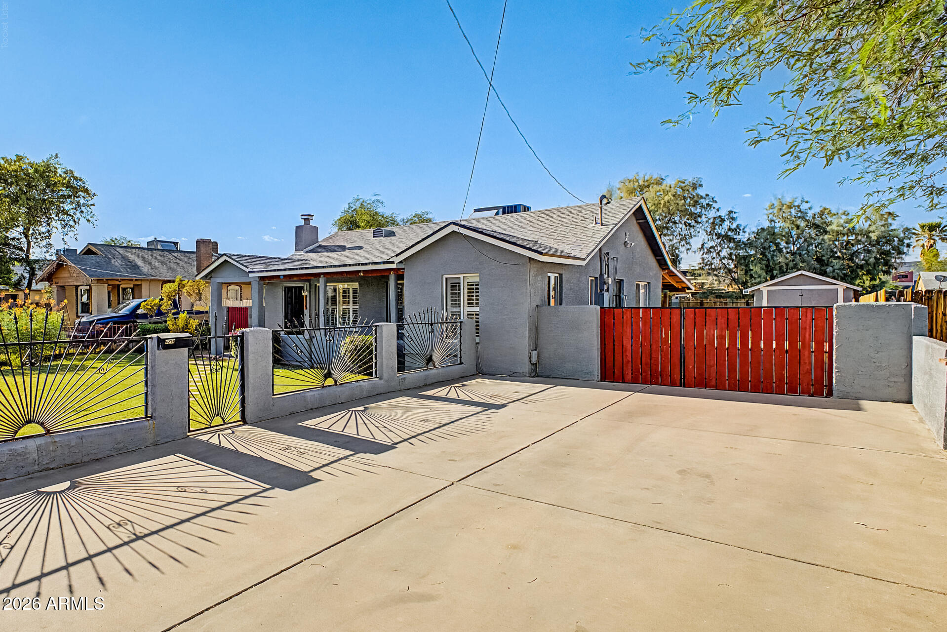 2638 E Willetta Street — photo