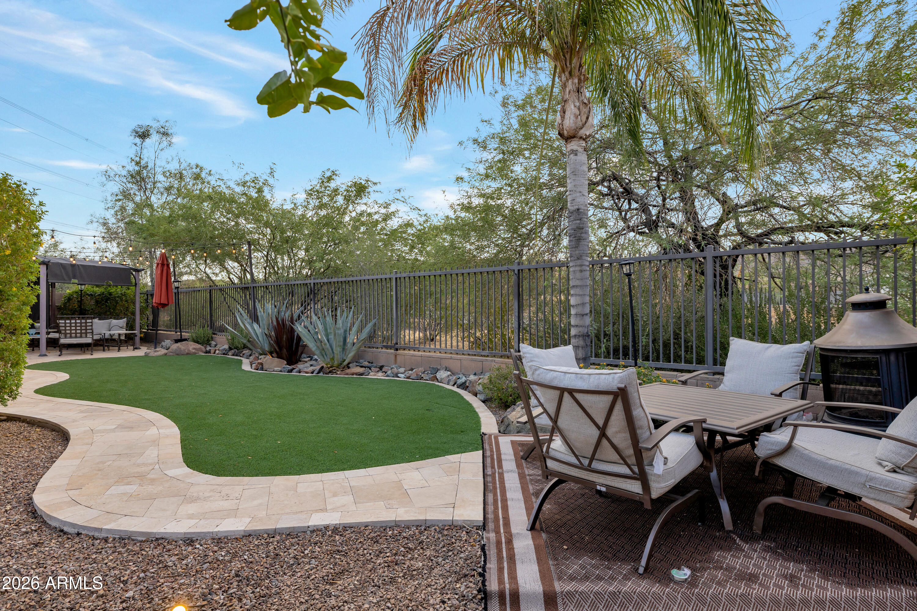 2716 E Quiet Hollow Lane — photo