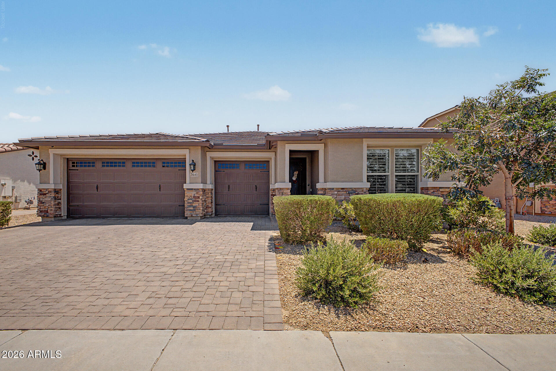 7641 W Odeum Lane — photo