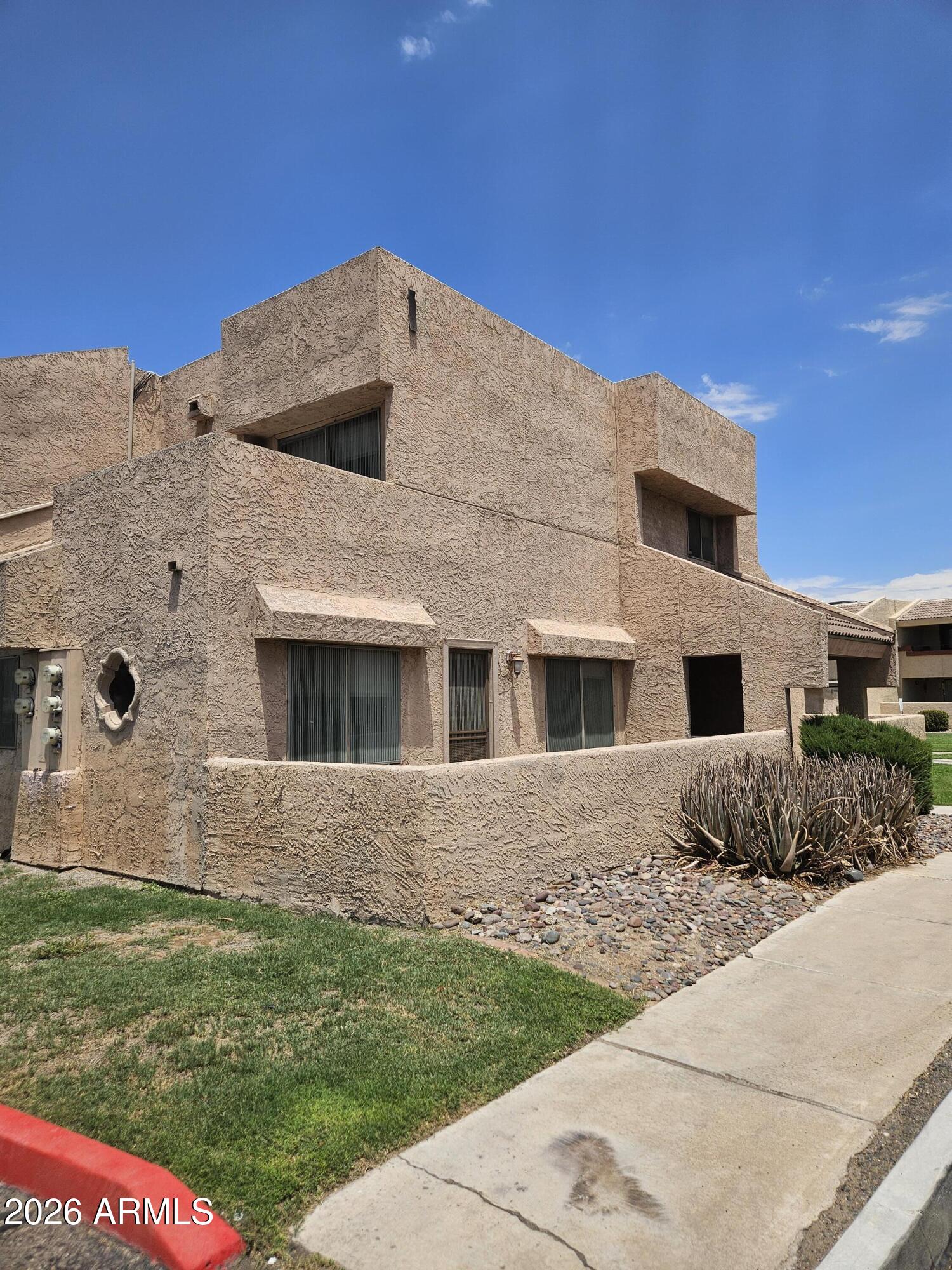 10828 N Biltmore Drive 118 — photo