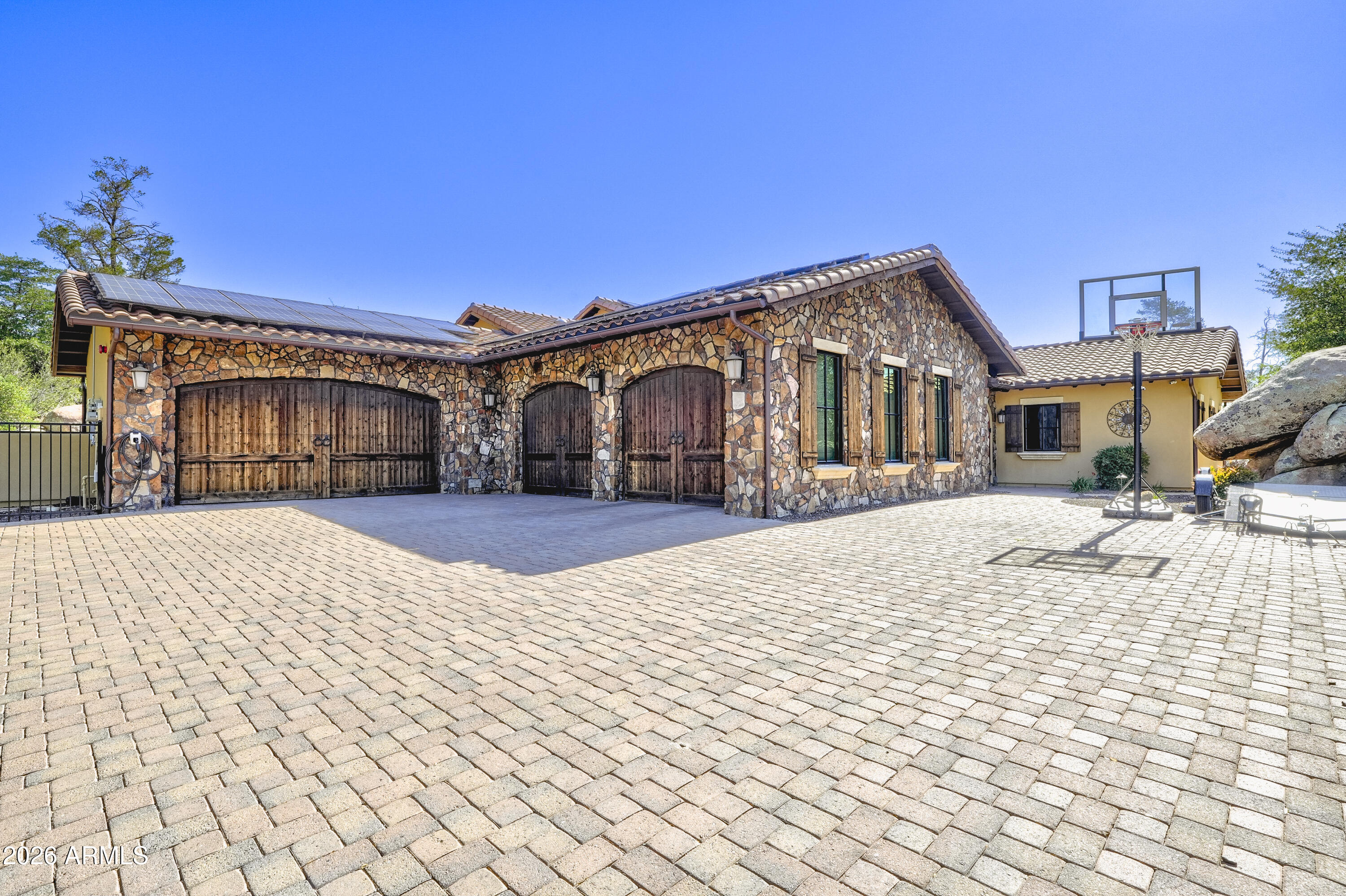 1229 Sierry Peaks Drive — photo