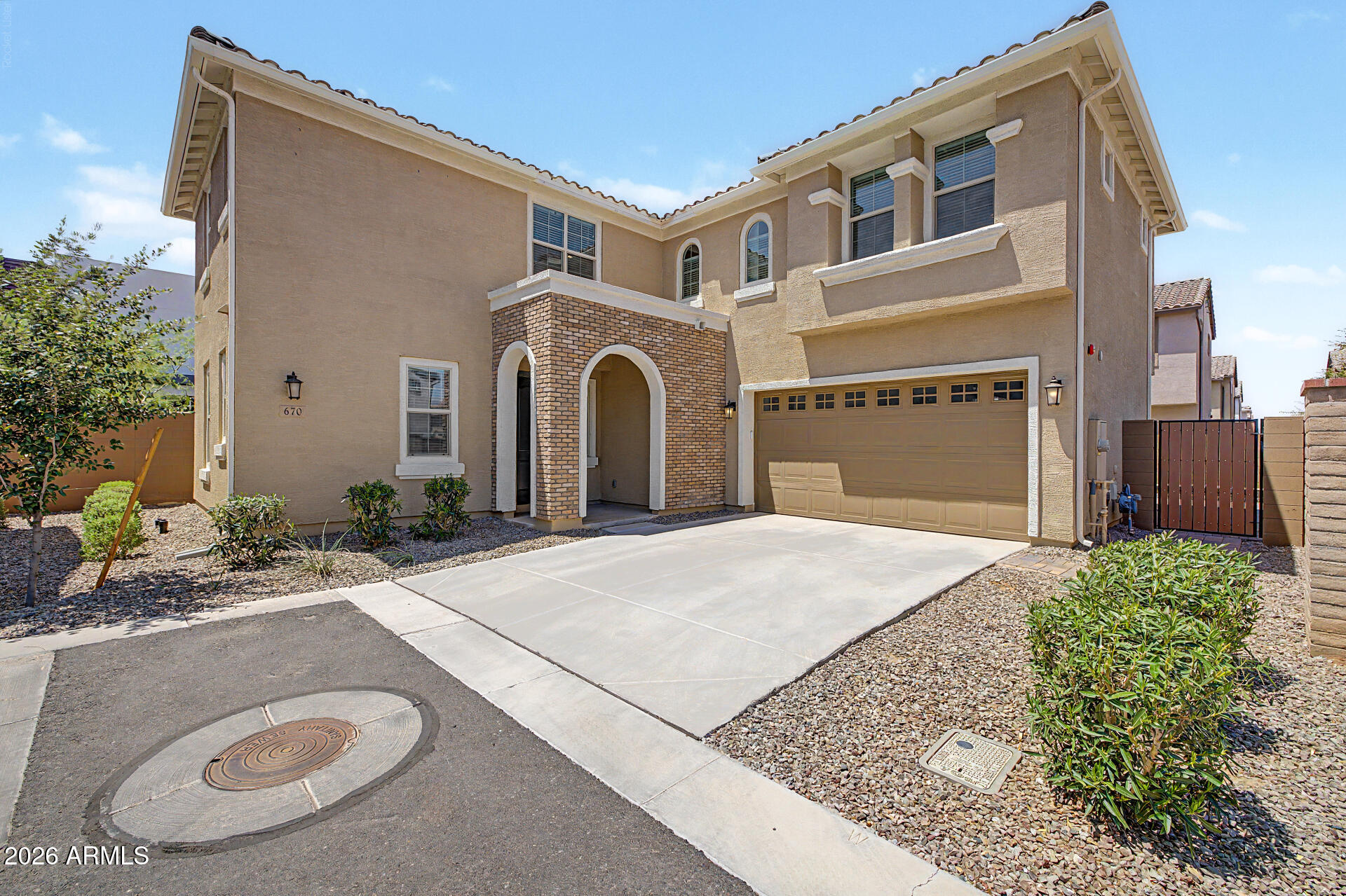 670 S Owl Drive — photo