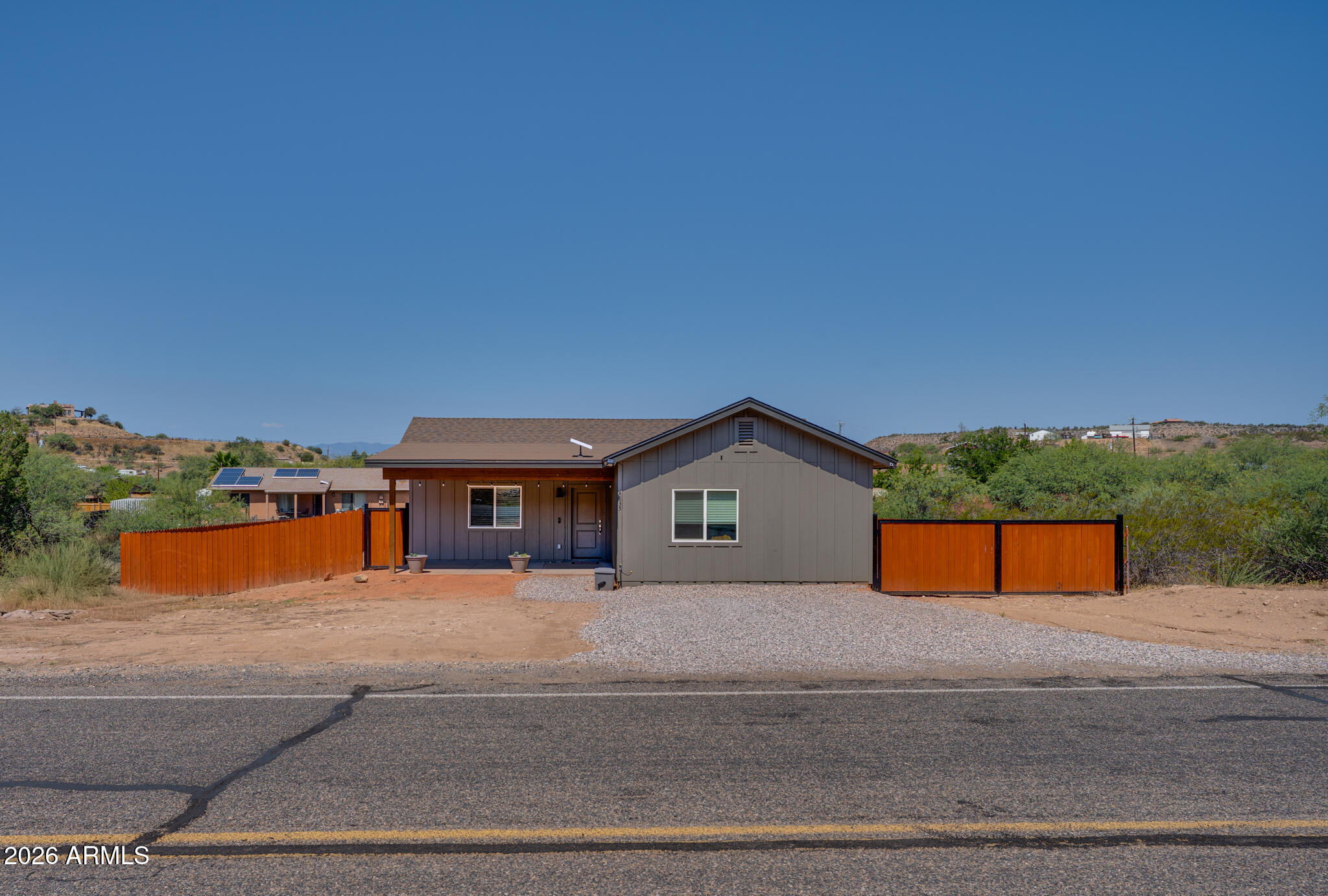 4835 E Beaver Creek Road — photo