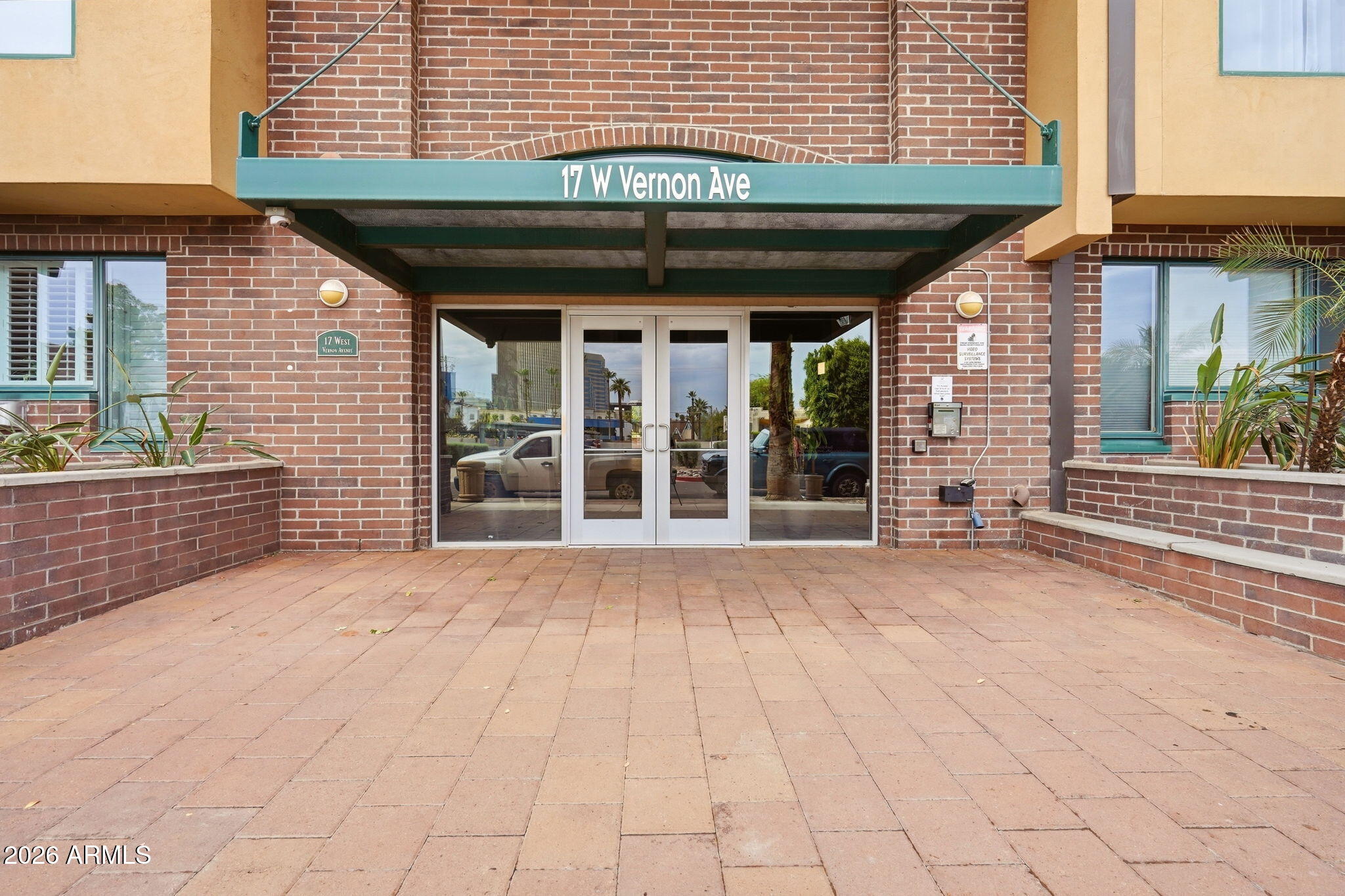 17 W Vernon Avenue 409 — photo