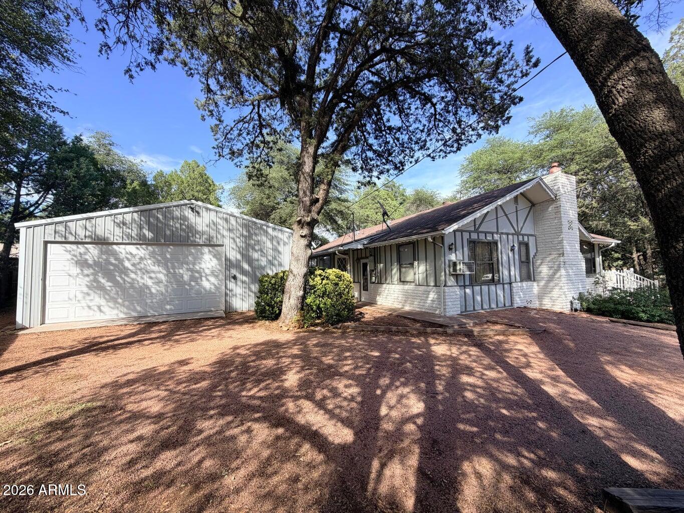 504 W Johnson Drive — photo