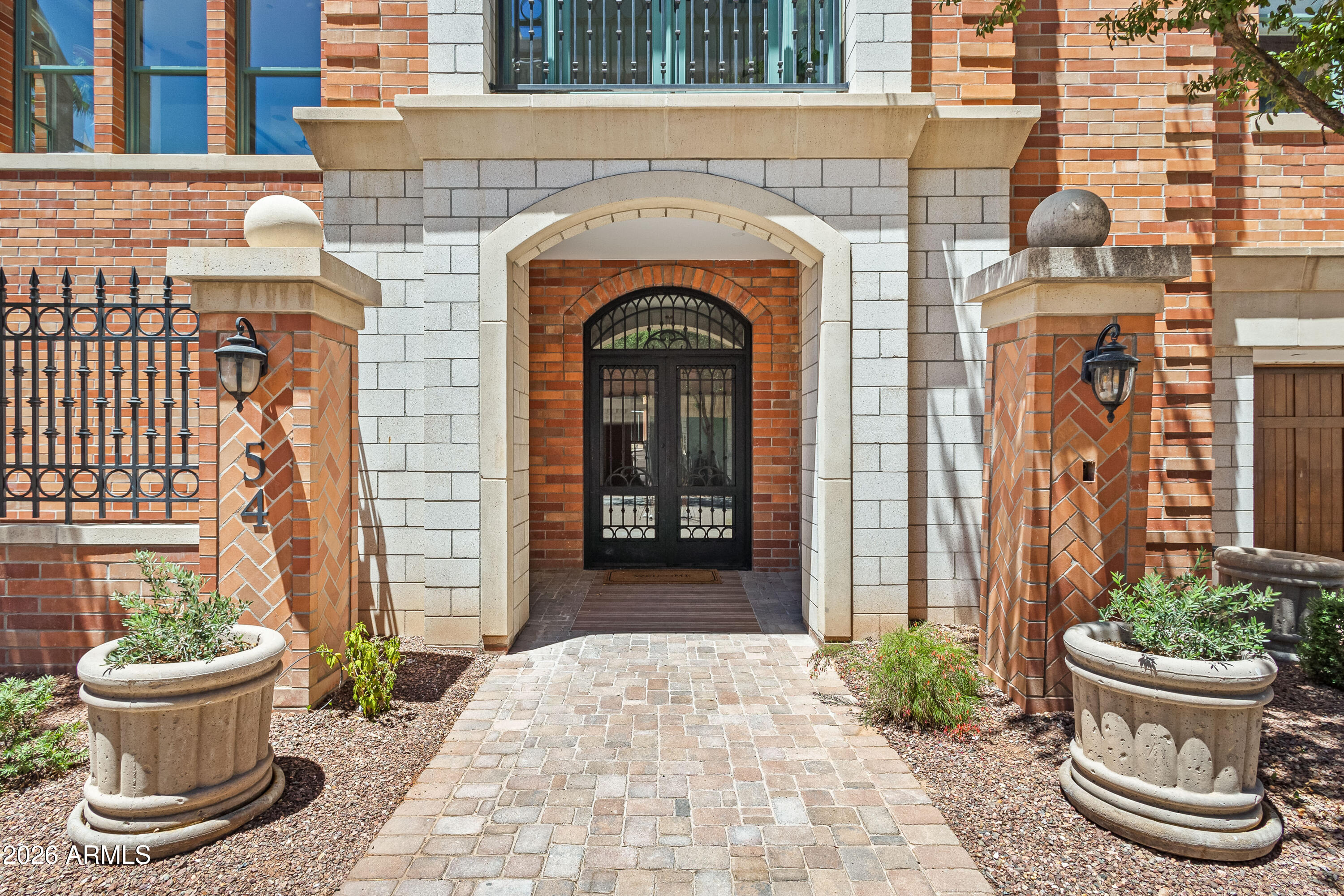 54 W Palm Lane — photo