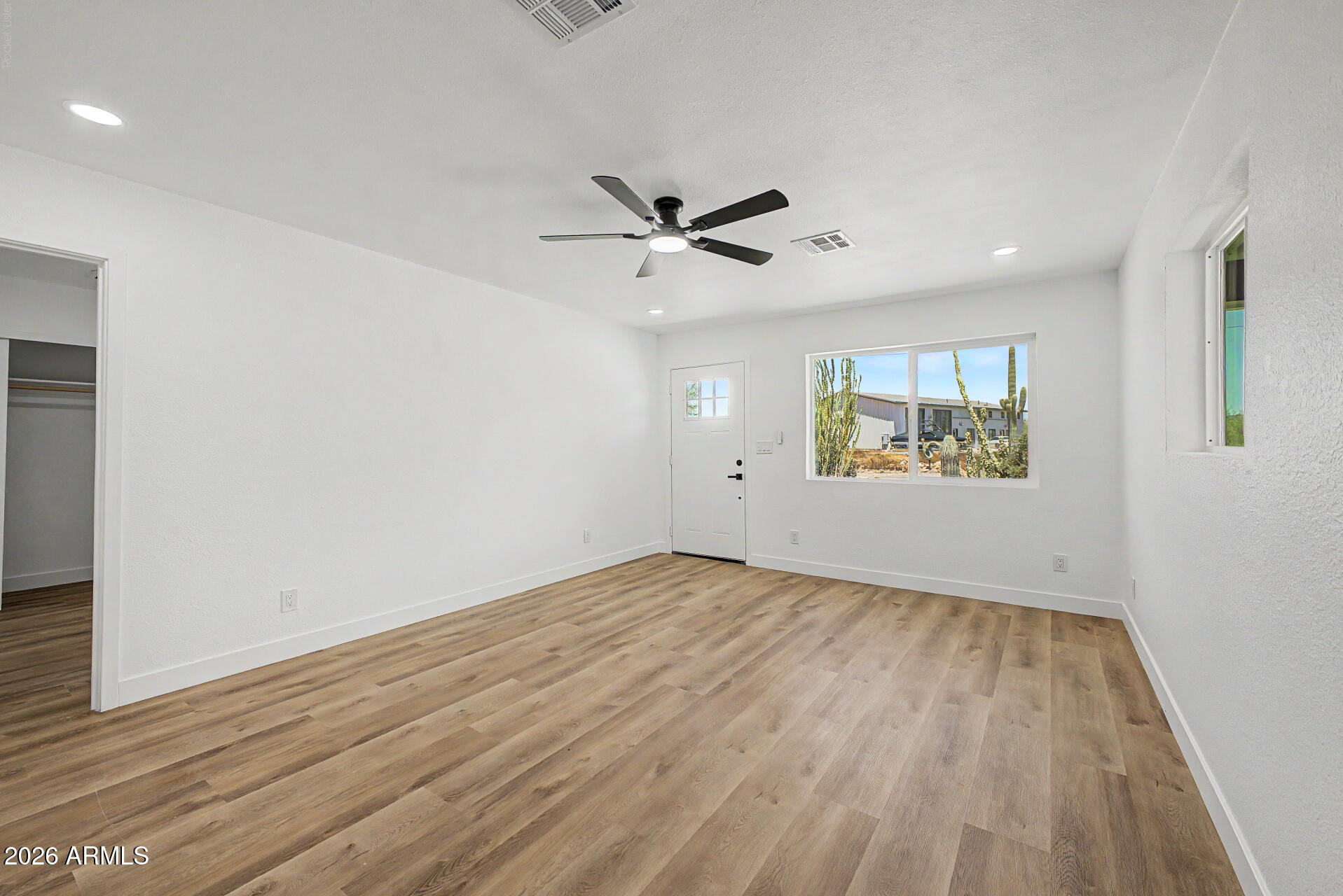 5919 E 12th Avenue, Apache Junction, AZ 85119 — photo 2