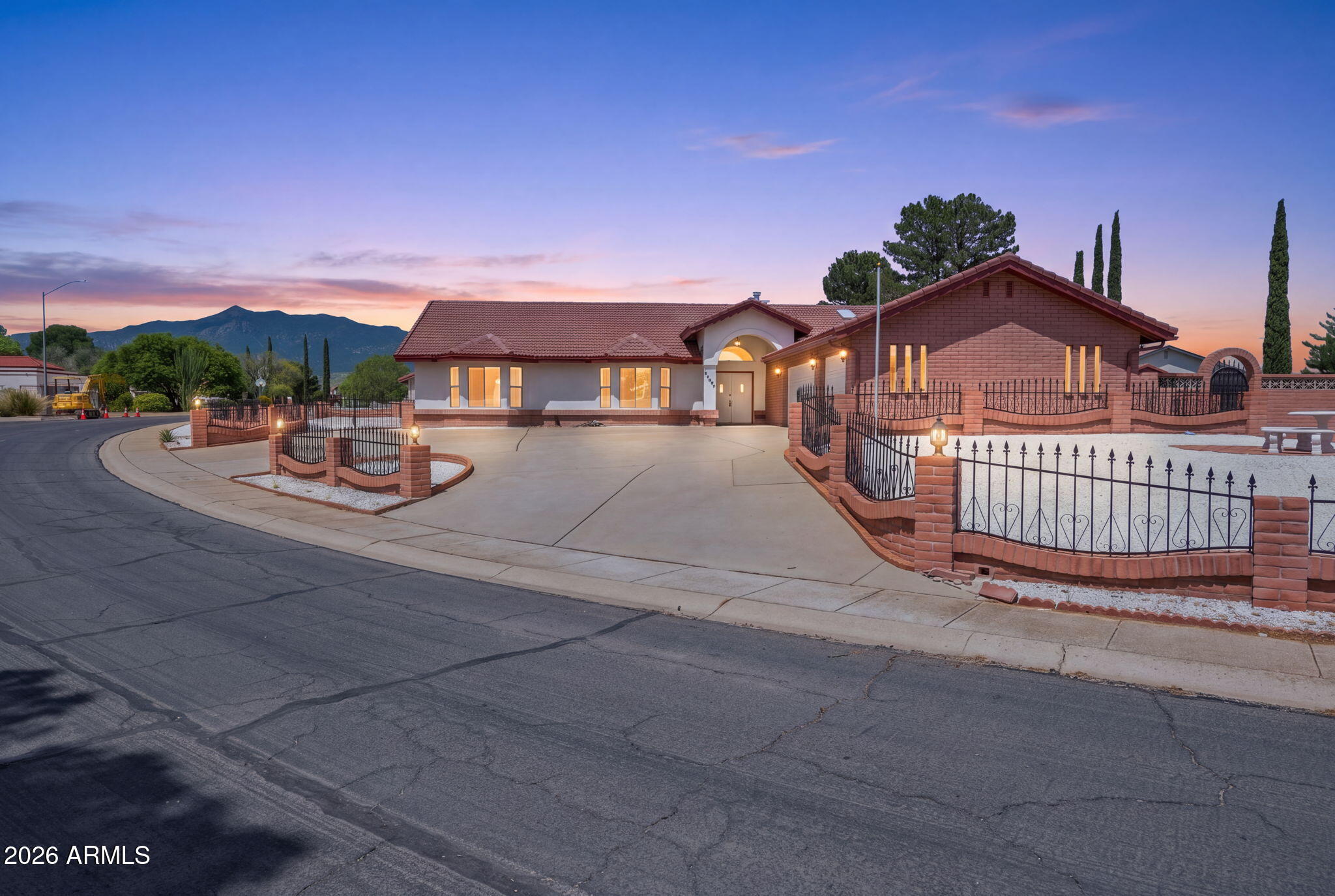1163 Exeter Drive — photo