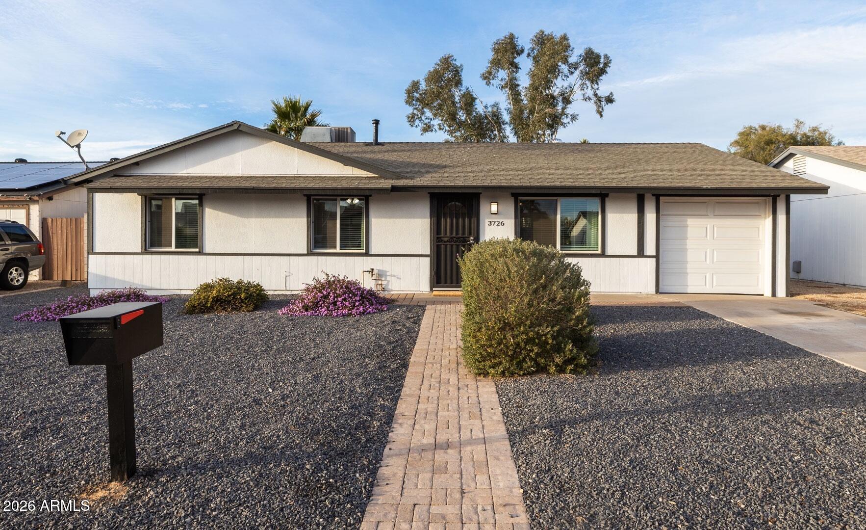 3726 E Winchcomb Drive — photo