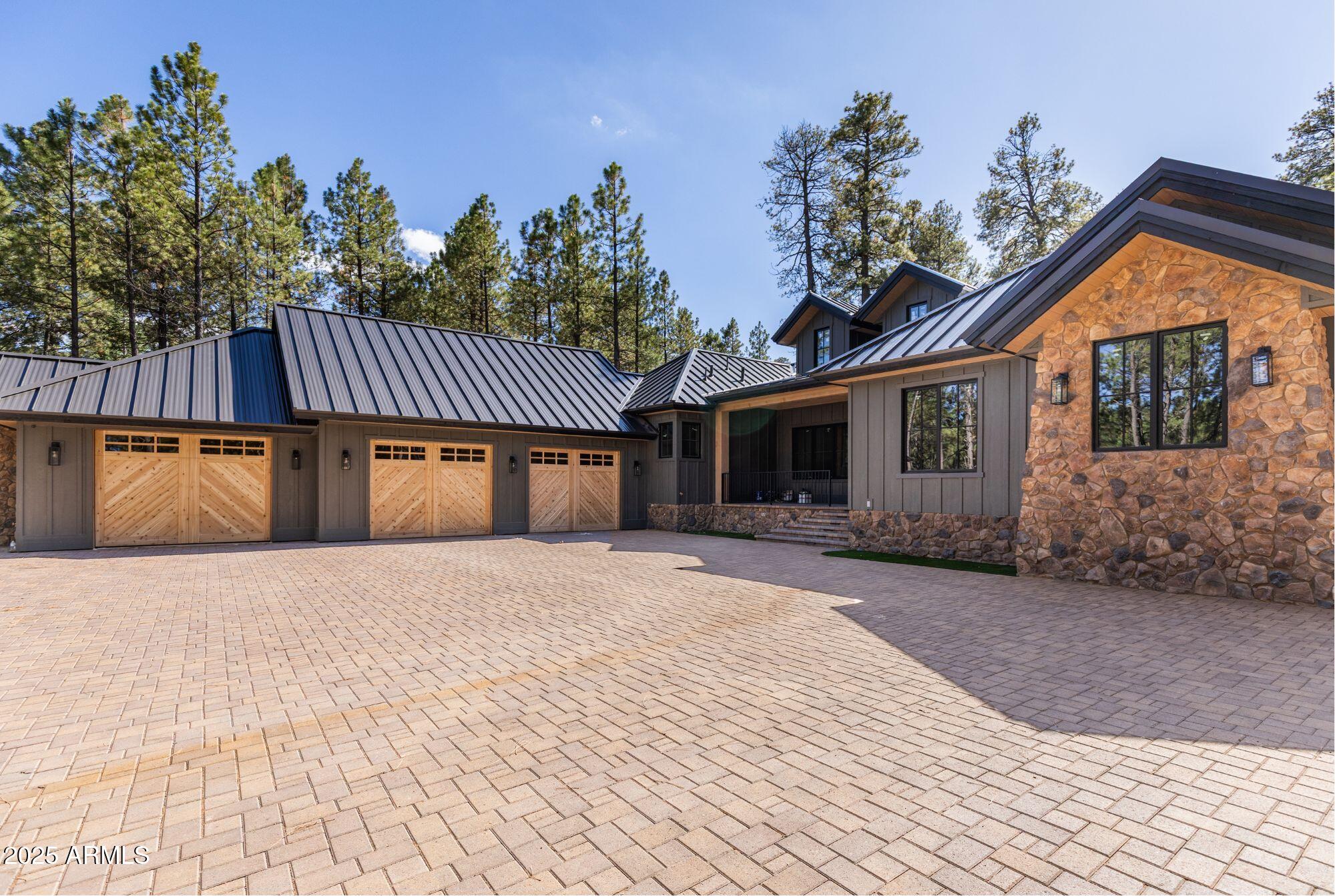 500 Mule Springs Trail — photo