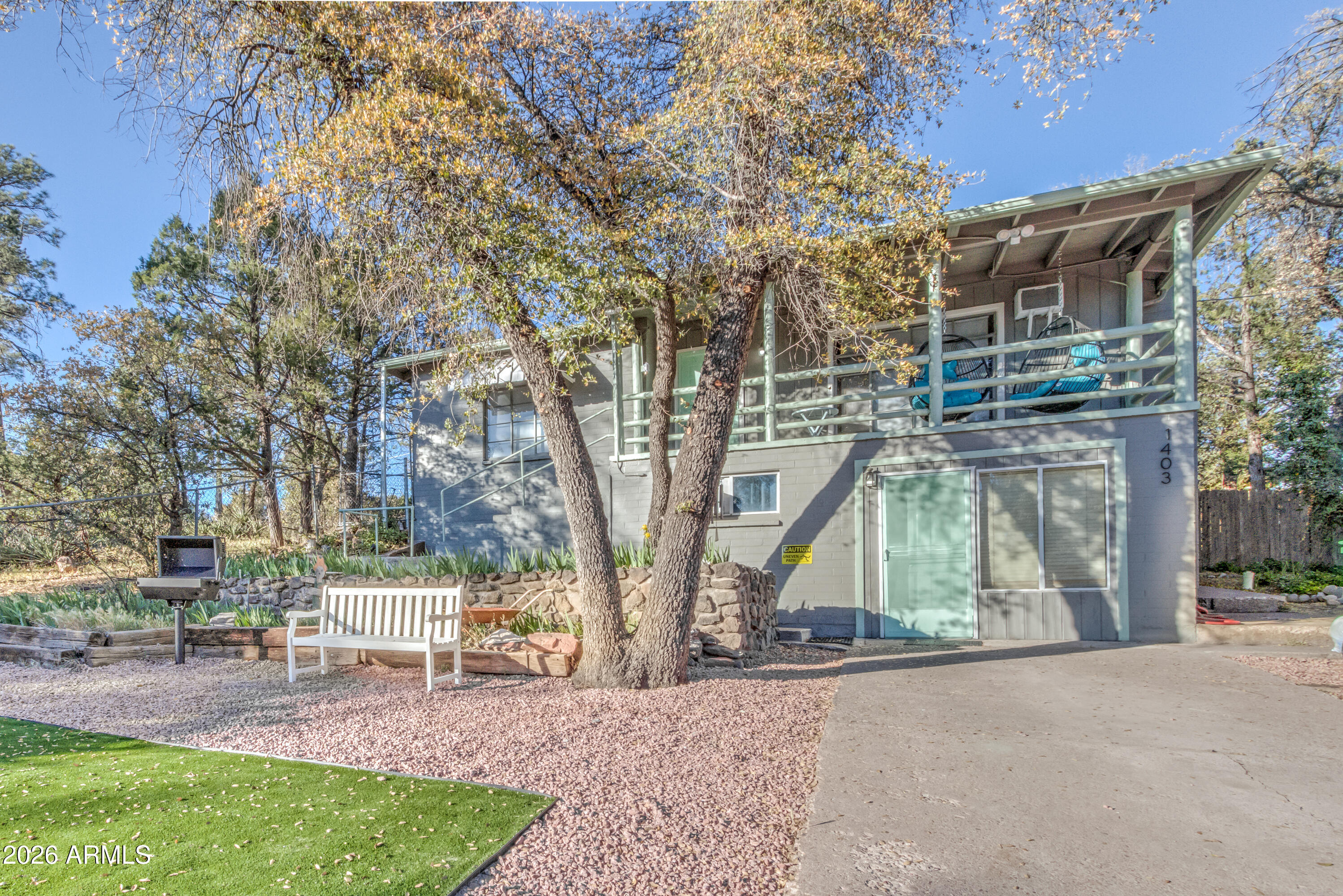 1403 N Woodland Drive — photo