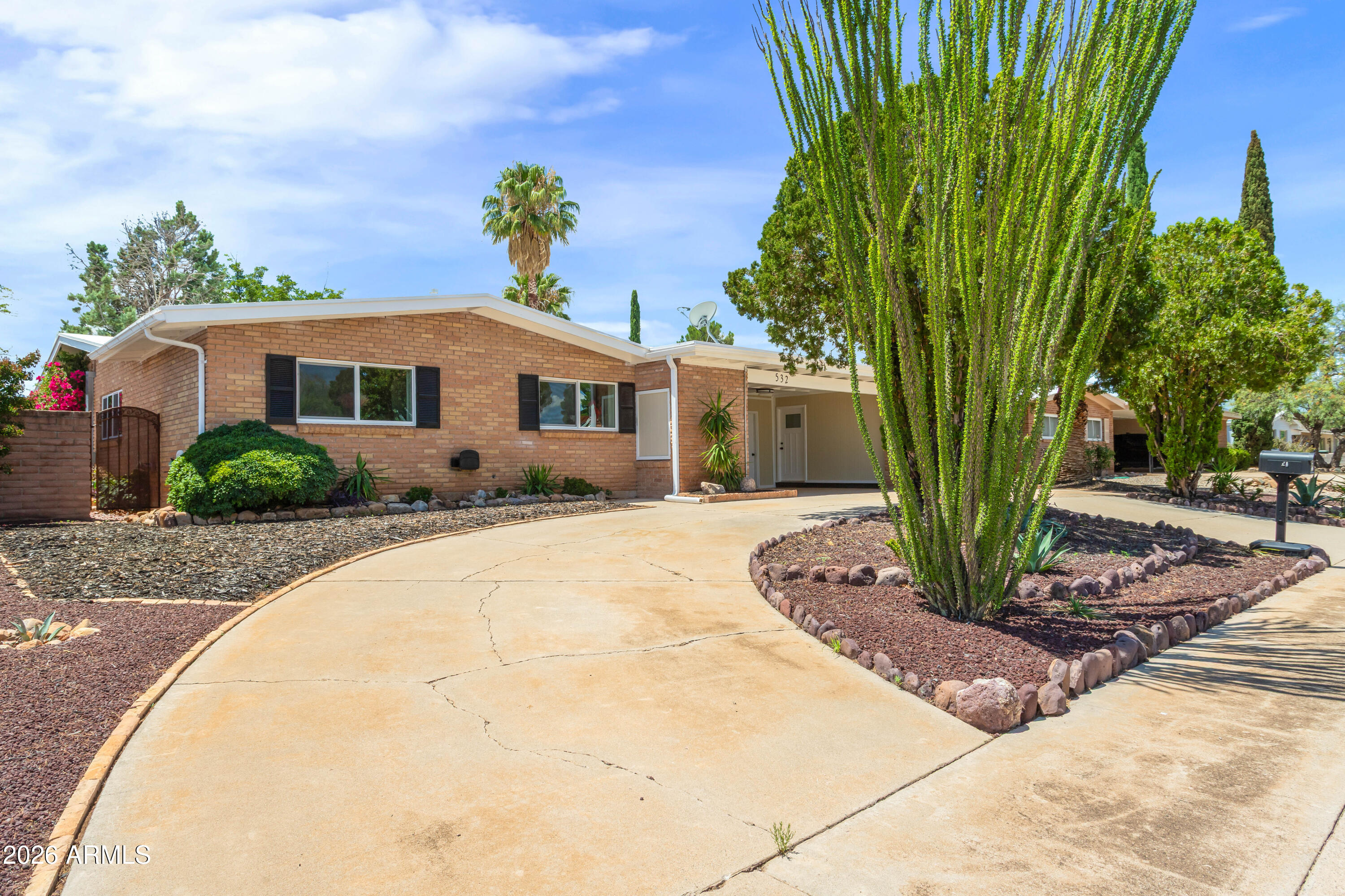532 Earl Drive — photo