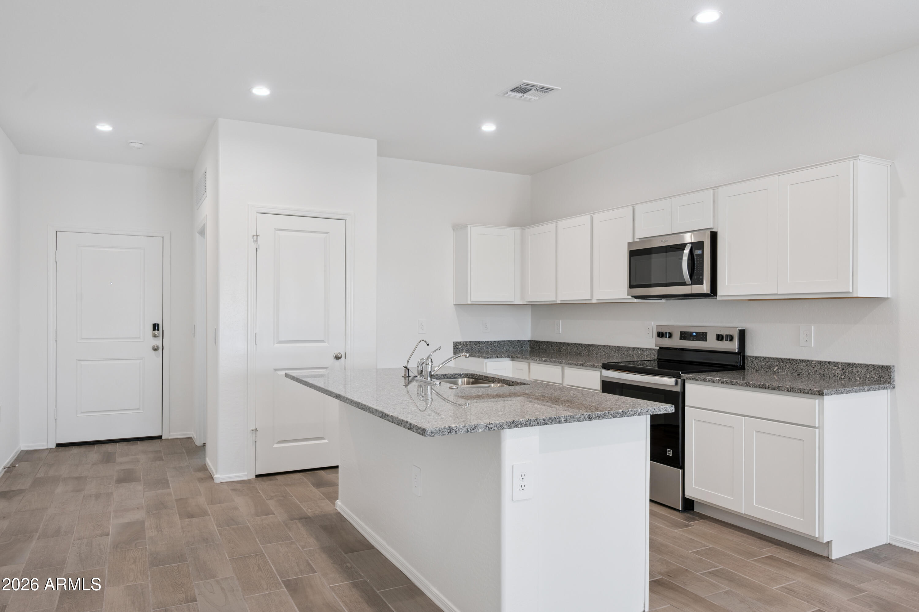 1408 W Walton Avenue — photo
