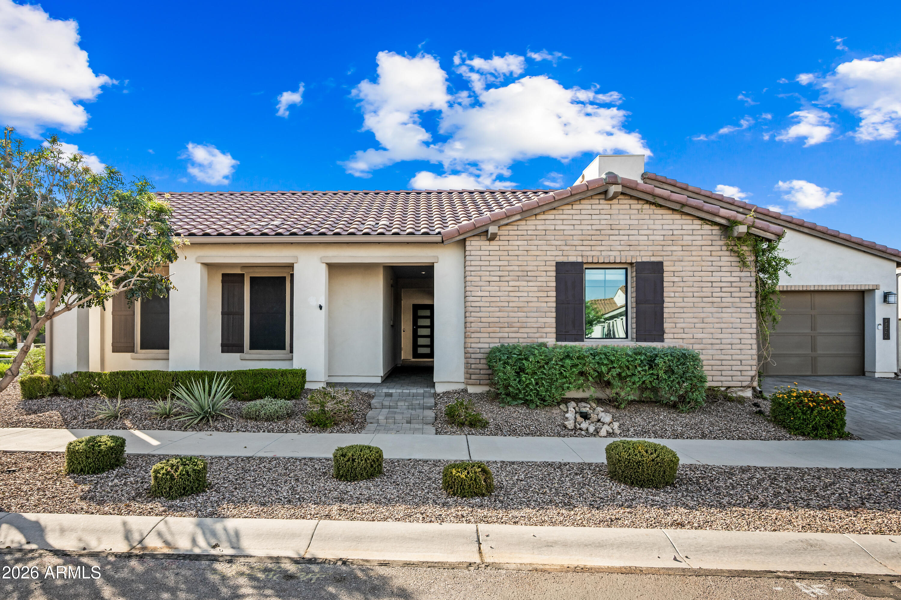 5544 S Castiel — photo