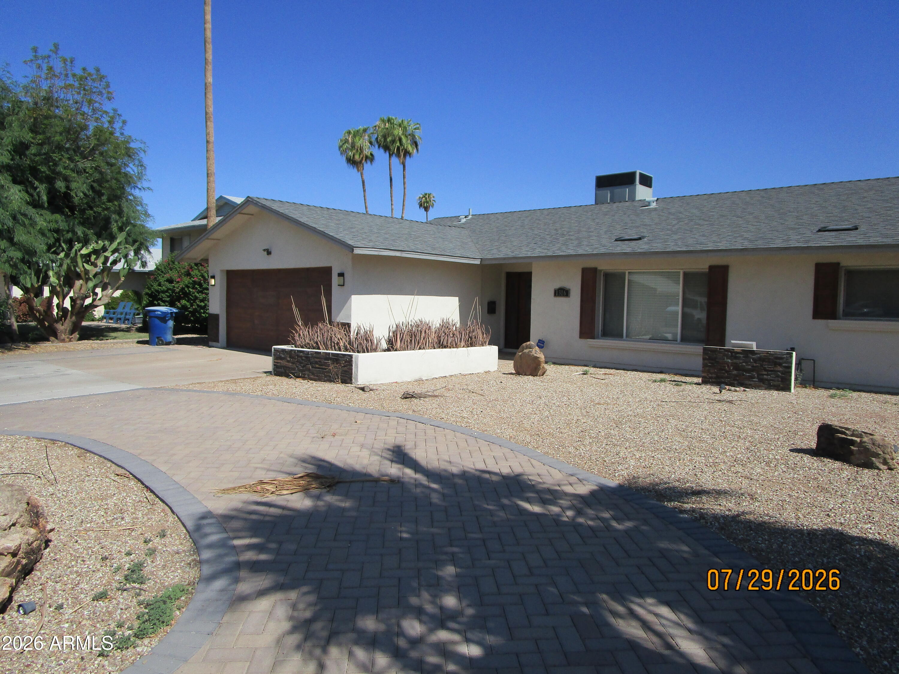 1316 E Donner Drive — photo