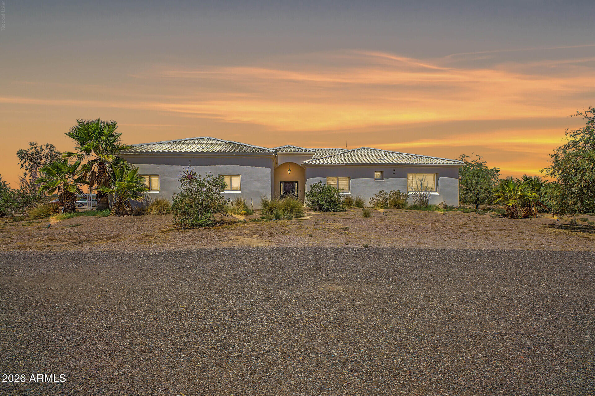 8716 N Thunderbird Road — photo