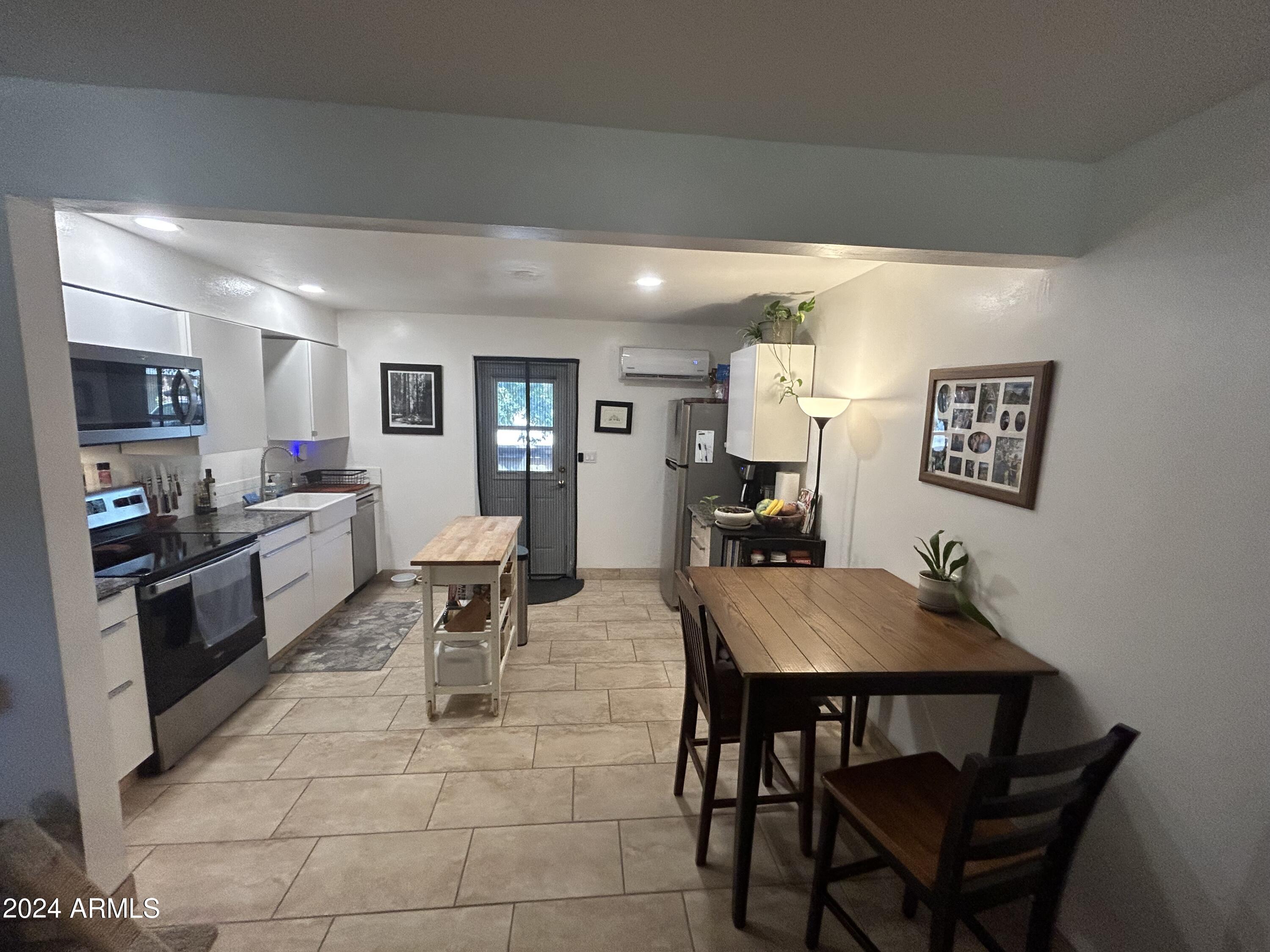 2103 S Granada Drive Apt 8 — photo