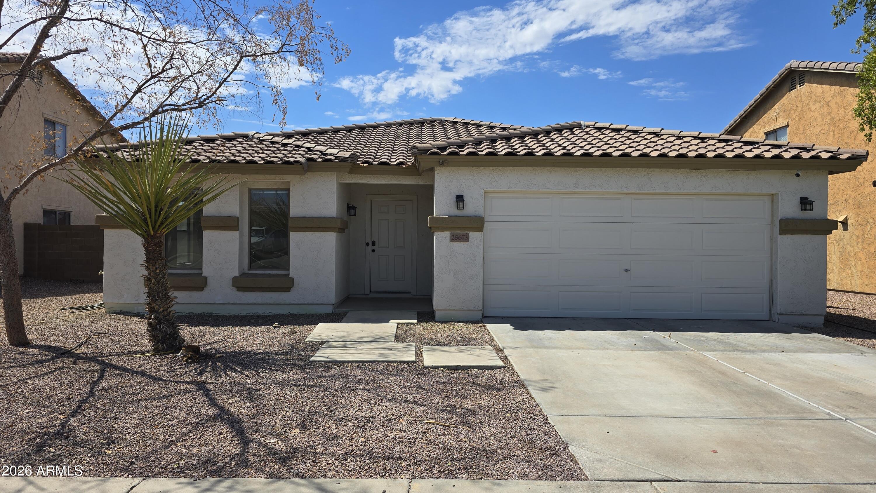 25673 W Northern Lights Way — photo