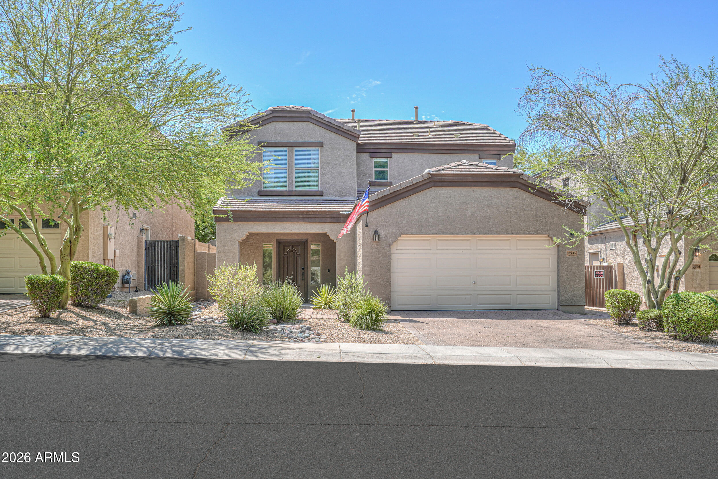 2347 W Tallgrass Trail — photo