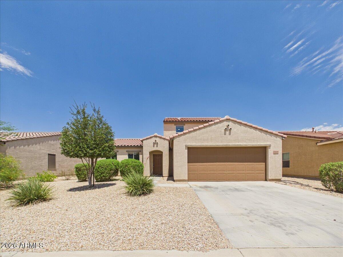 810 W Raymond Street — photo