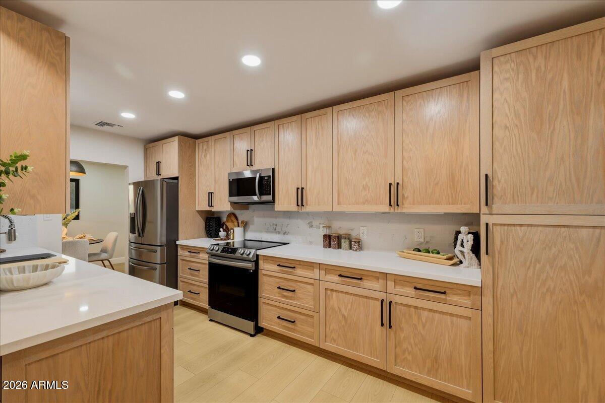 2038 E Cheery Lynne Road — photo