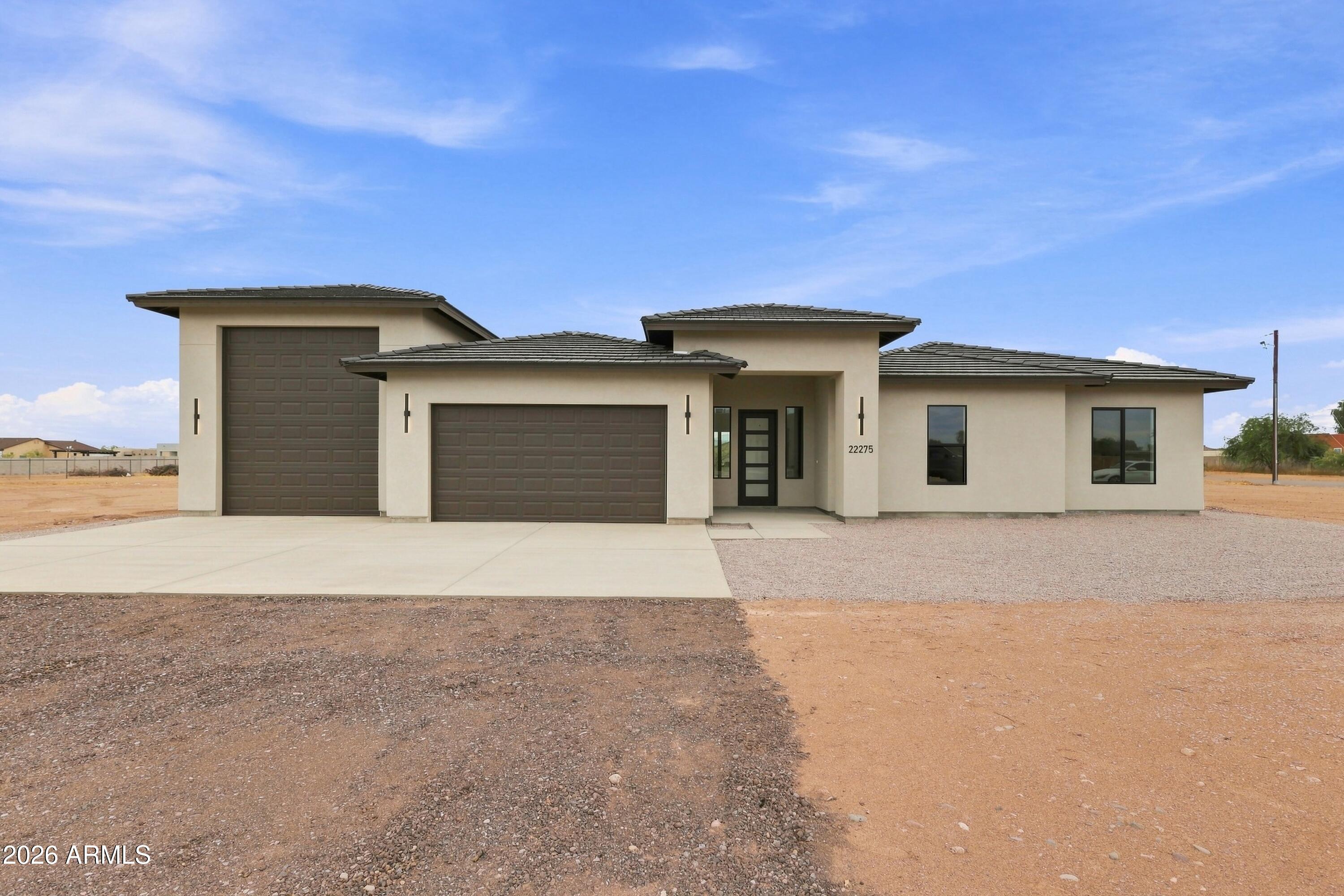 22275 W Roy Rogers Road — photo