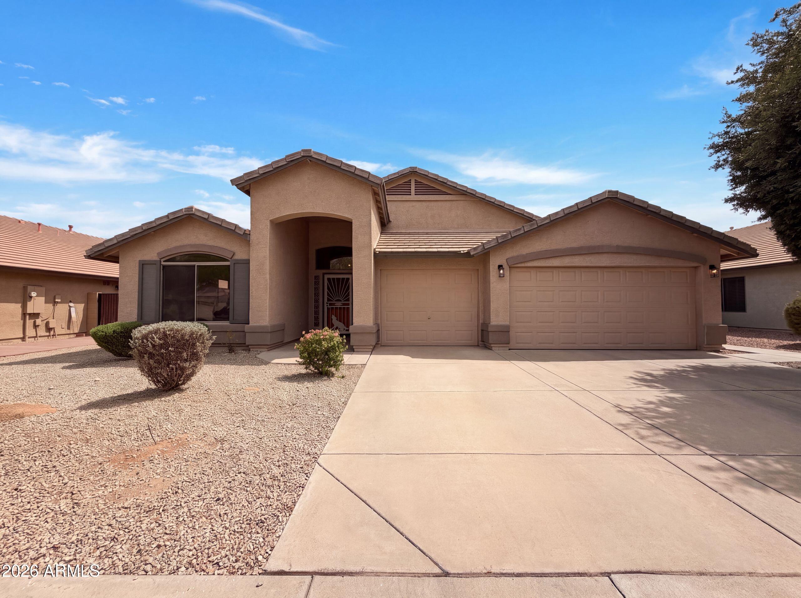 16735 W McKinley Street — photo
