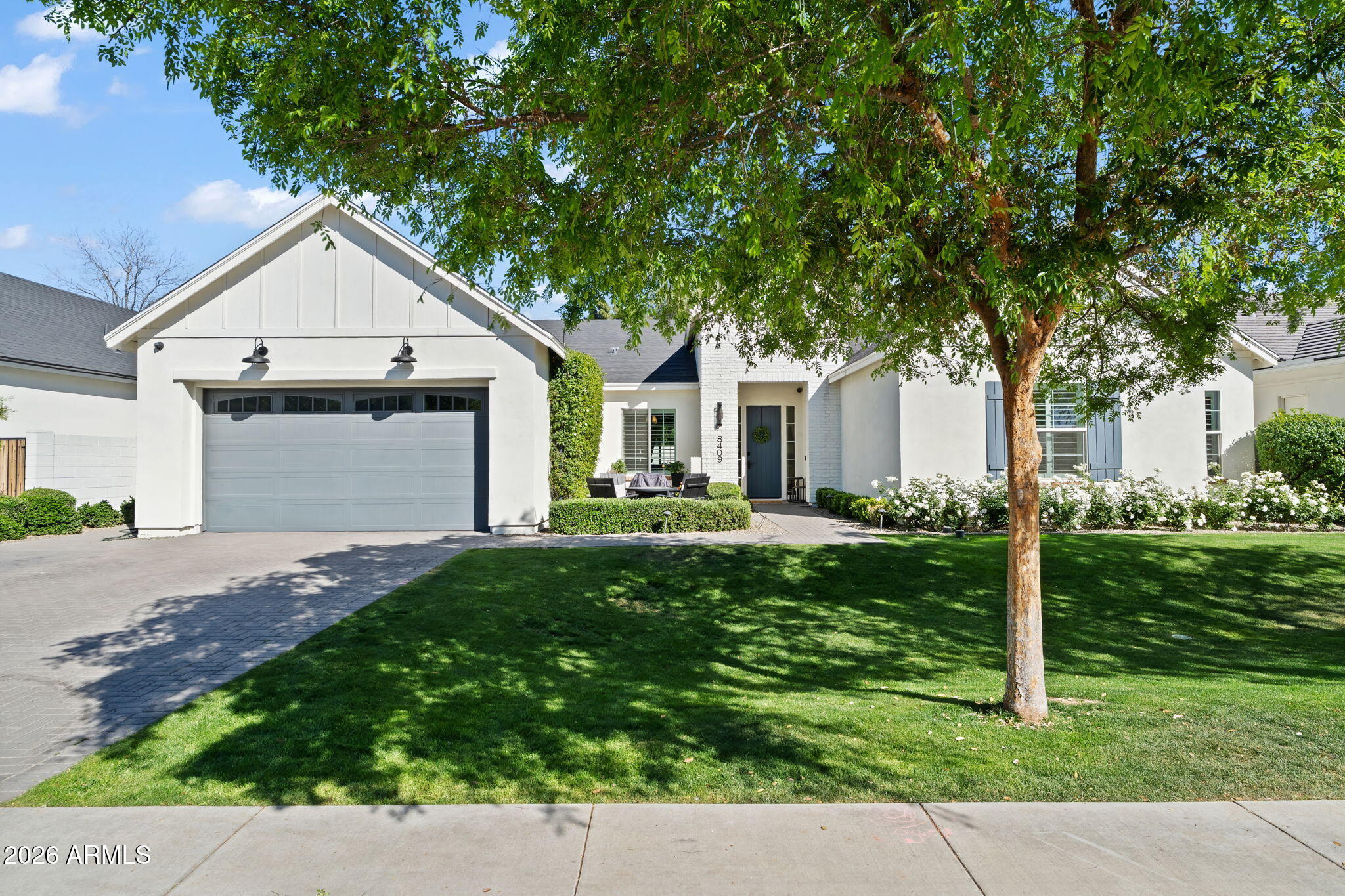 8409 N Diller Grove Lane — photo