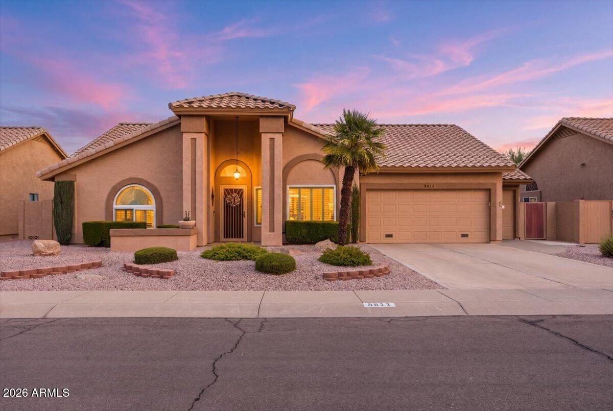 8811 W Kimberly Way — photo