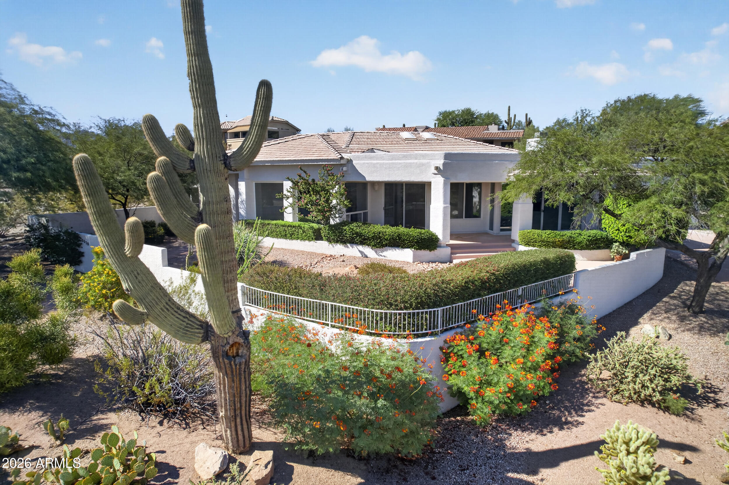 15526 E Bumblebee Lane — photo