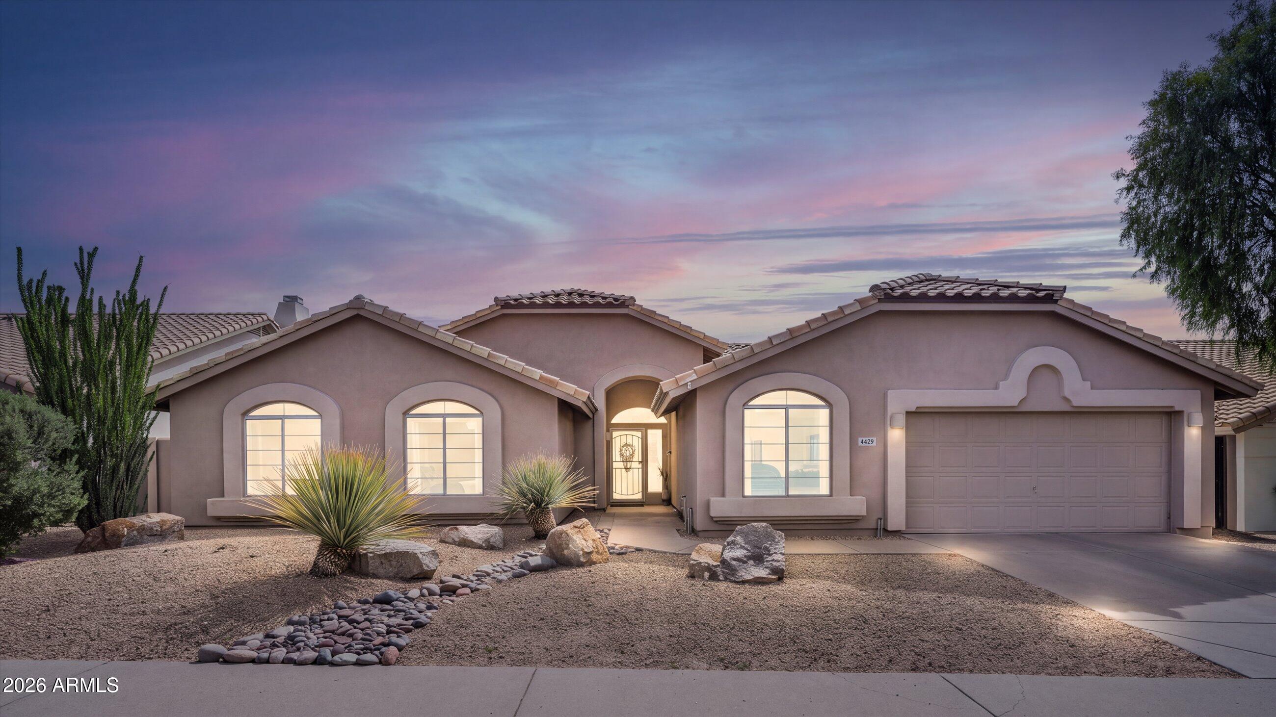 4429 E Vista Val Verde — photo