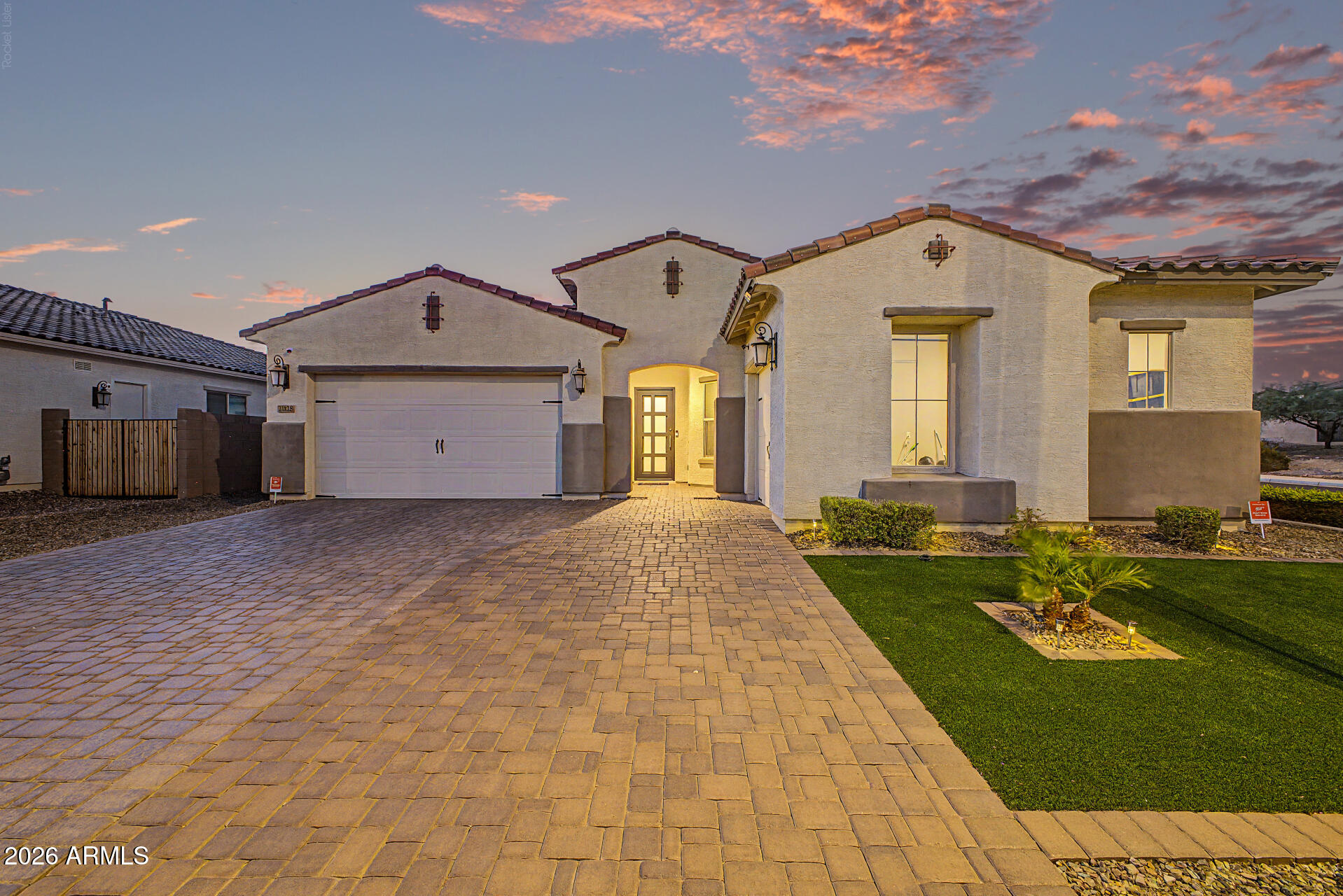 21128 W Cambridge Avenue — photo