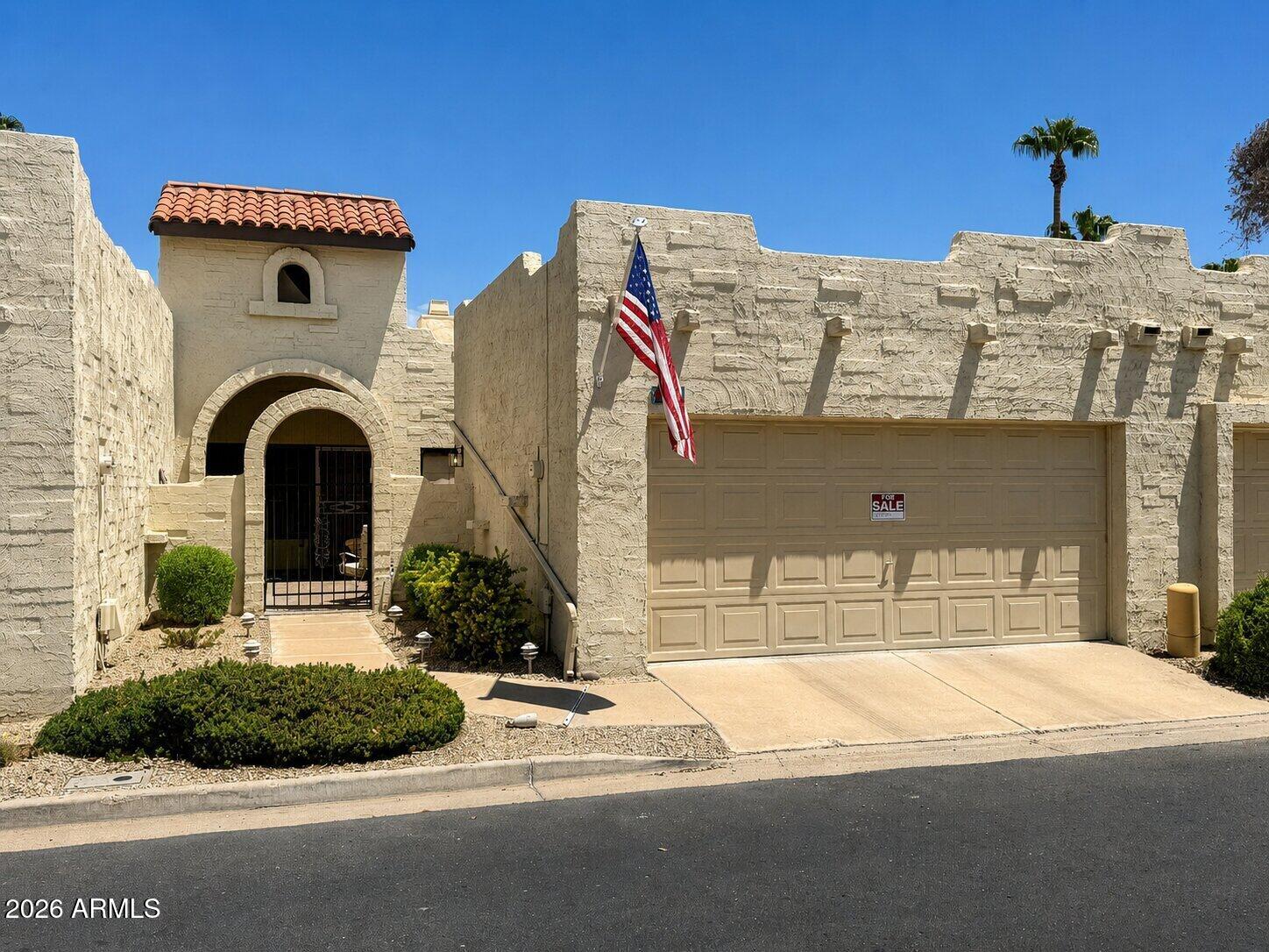 1235 N Sunnyvale 14 — photo