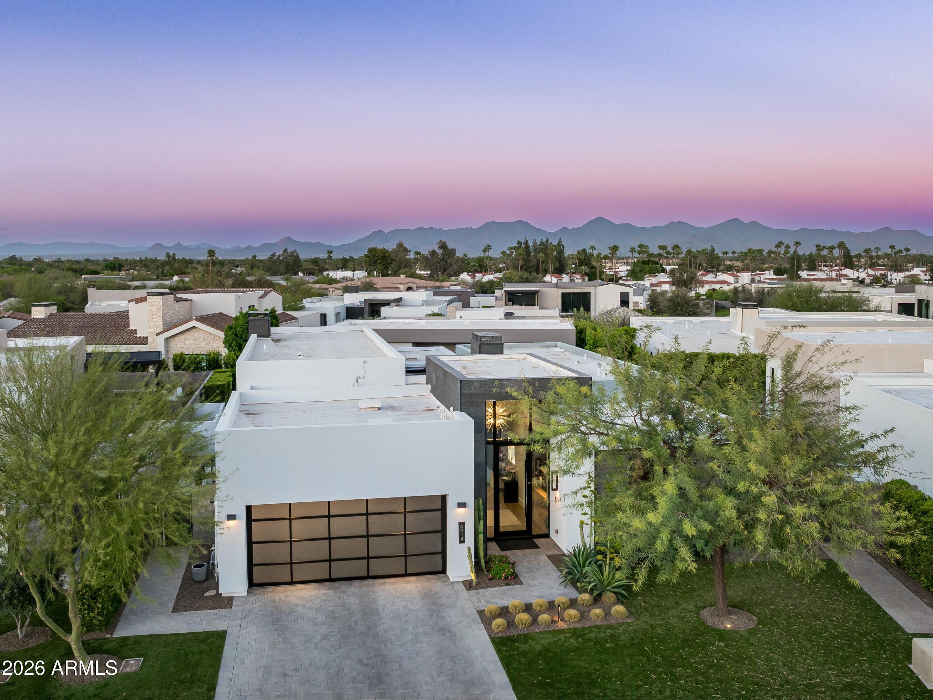 6914 E Cactus Wren Road — photo