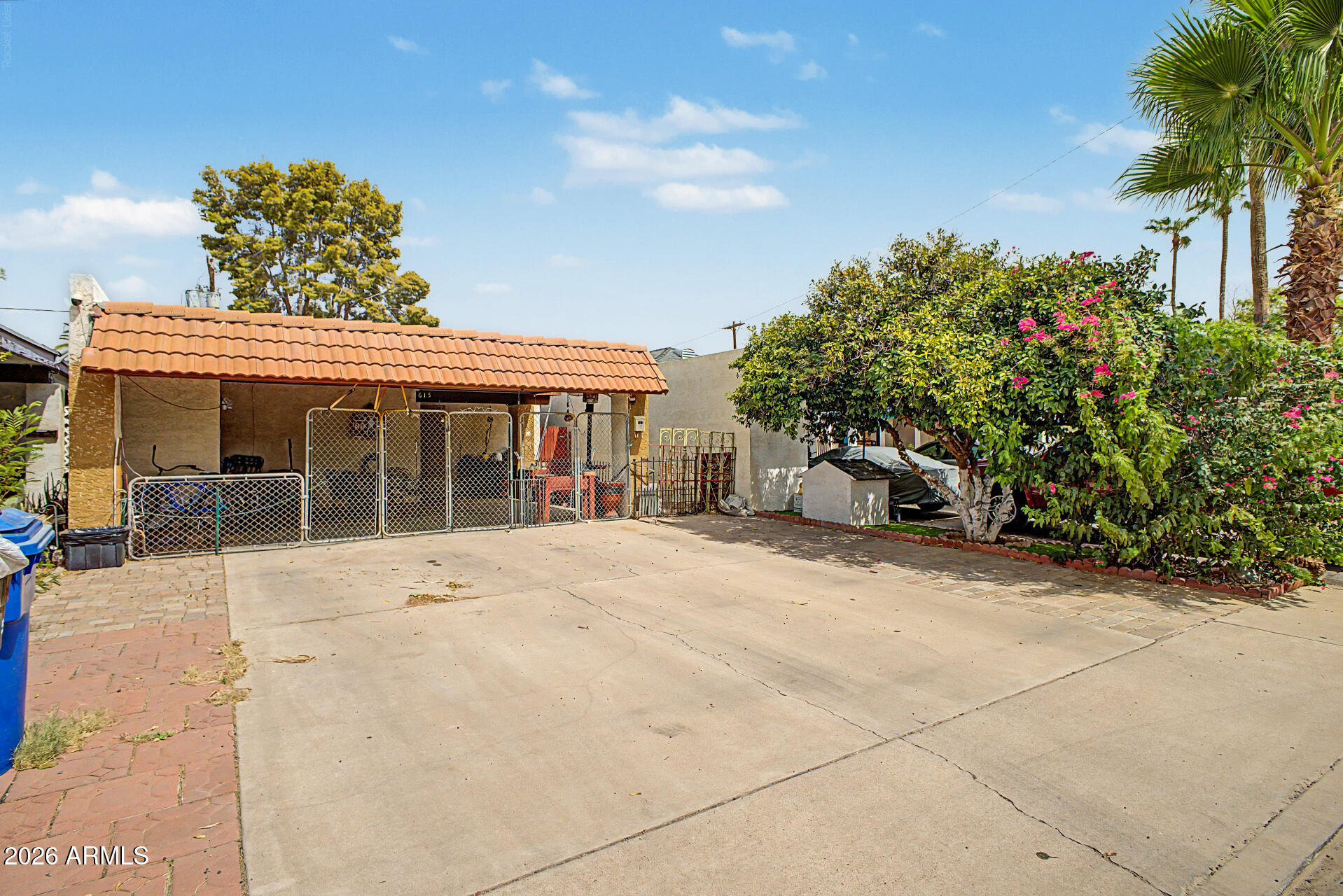 615 N Hobson — photo